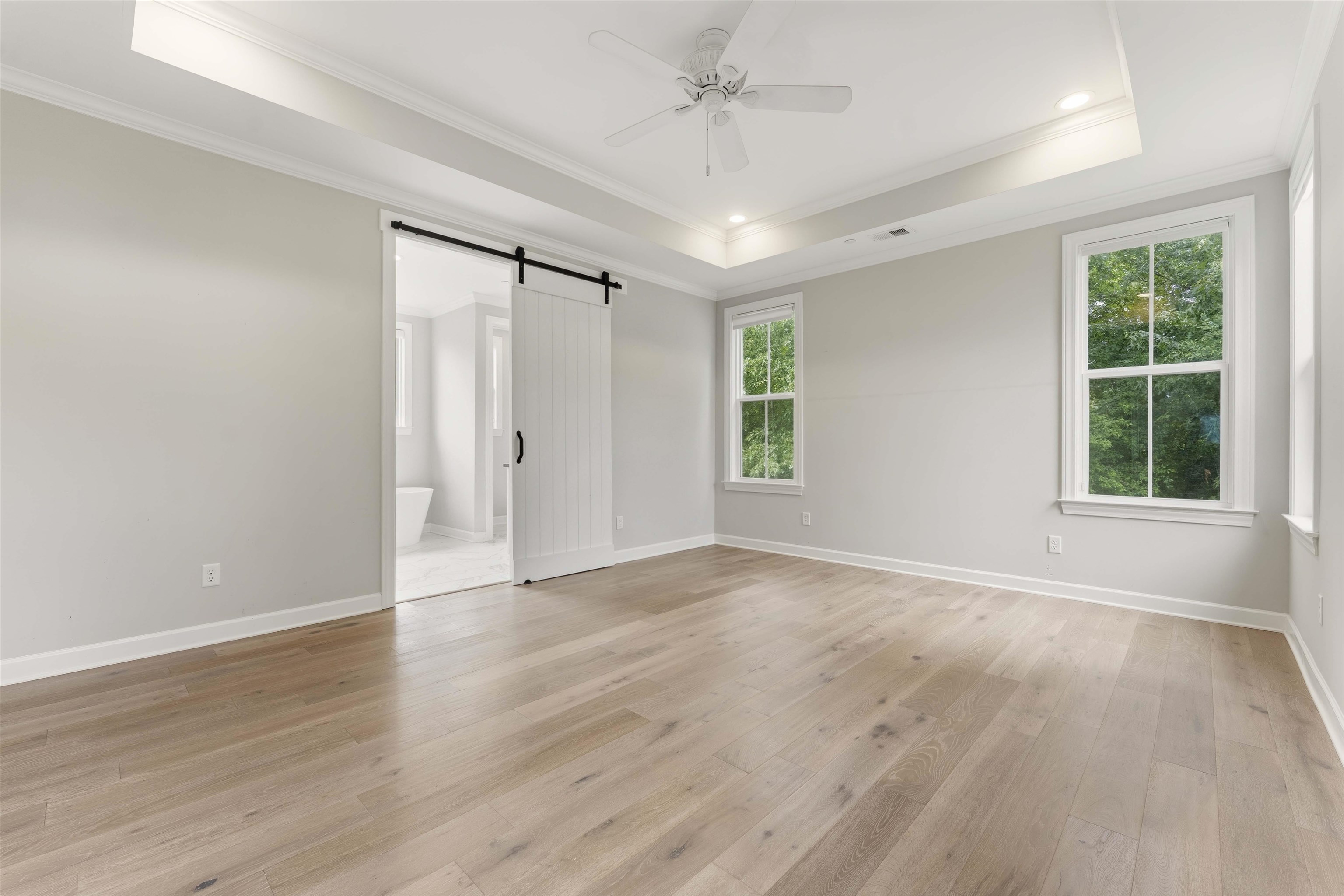 100 Grange St Property Photo 13