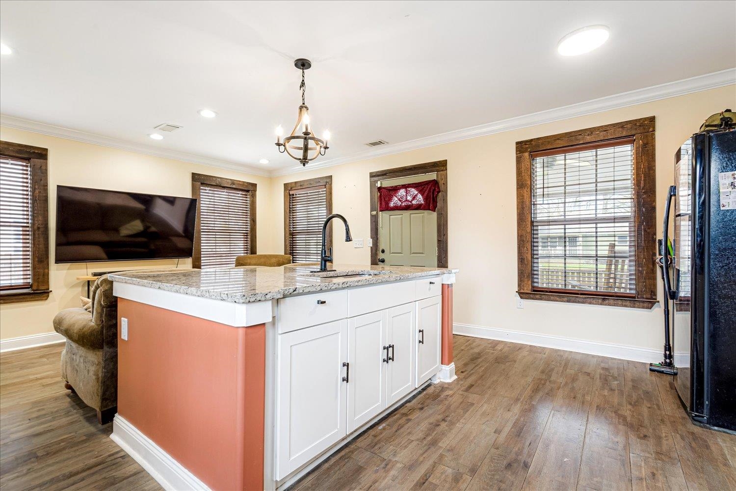 1024 Wrenwood St Property Photo 15