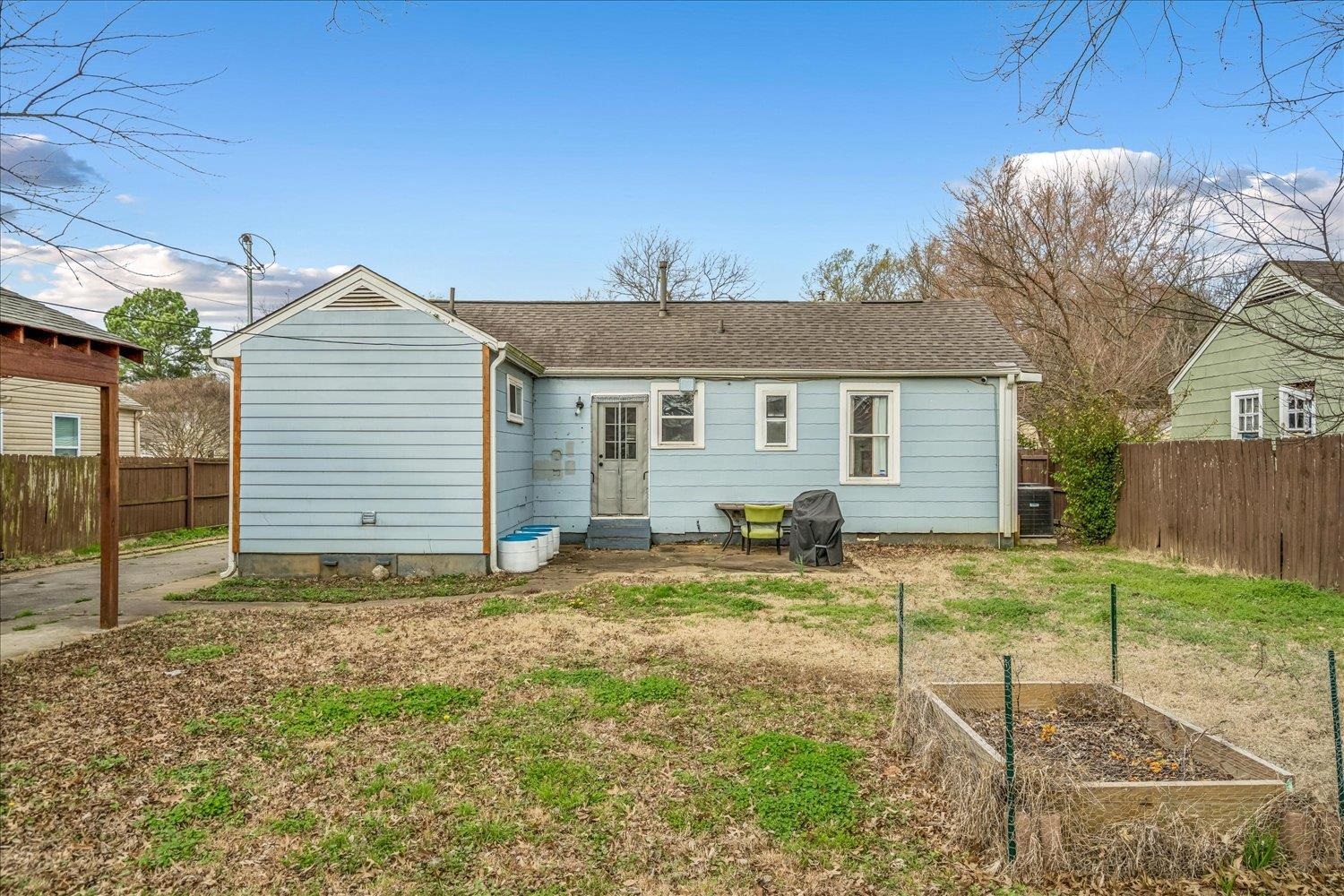 1024 Wrenwood St Property Photo 23