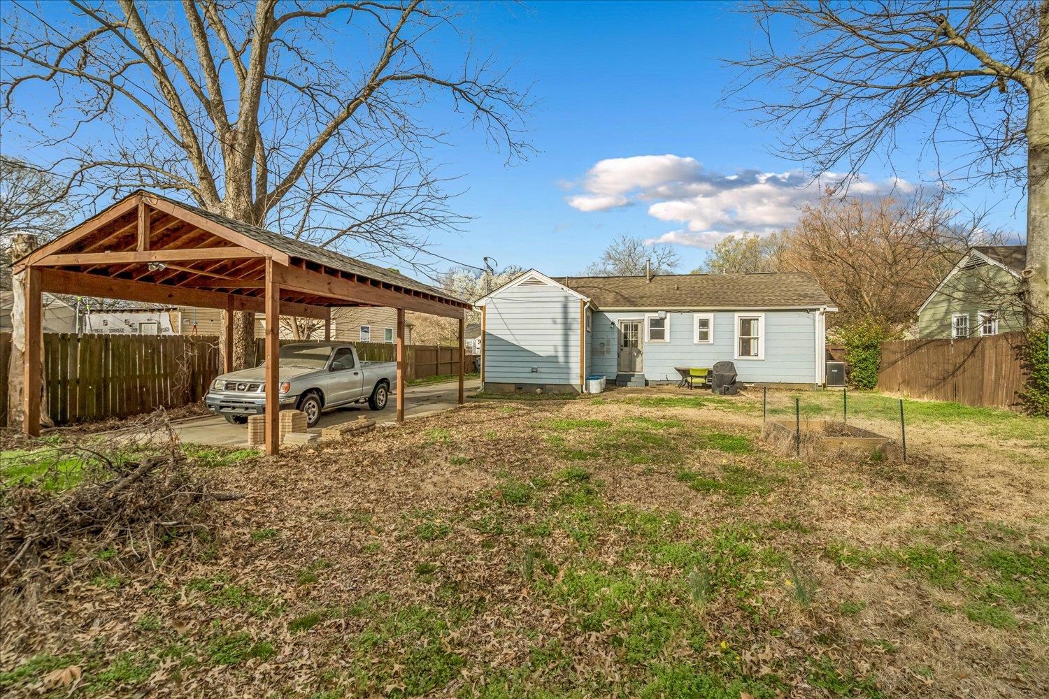 1024 Wrenwood St Property Photo 26