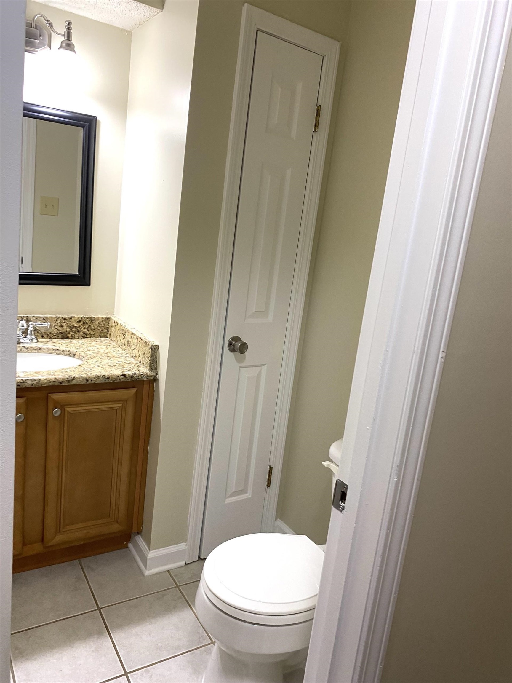 7918 Farmingdale Rd Property Photo 9