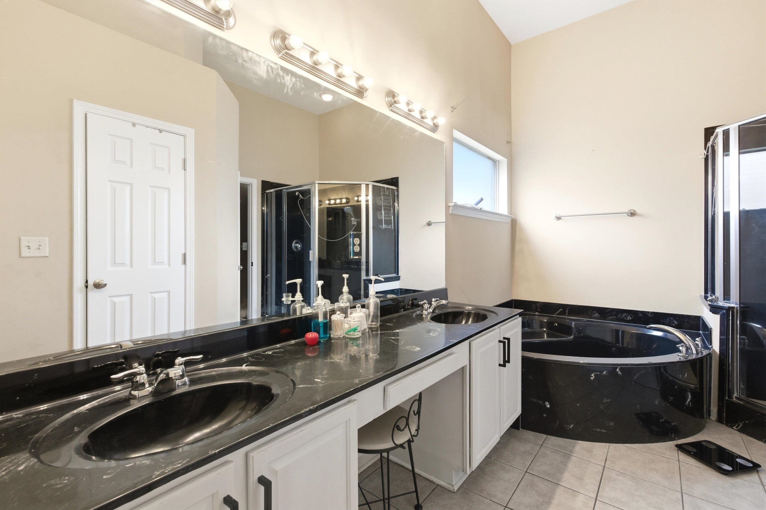 4725 Buttermilk Cv Property Photo 15