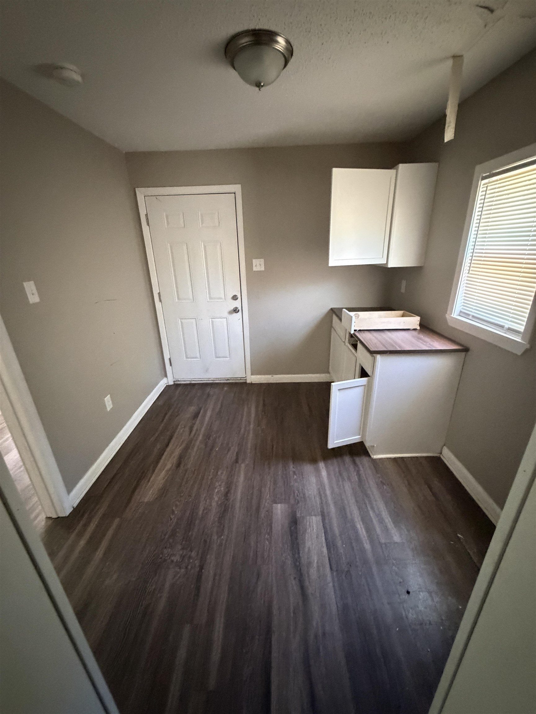 2747 Merle St Property Photo 13