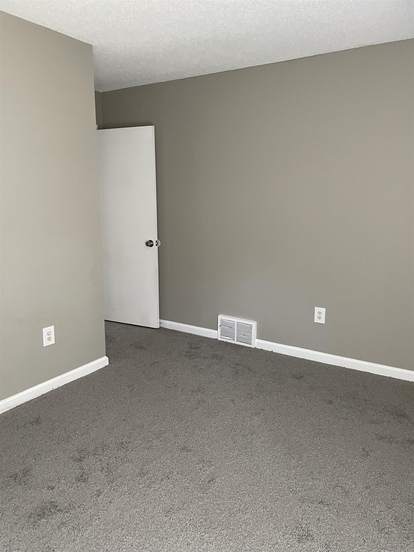 3403 Kettlebrook Cv Property Photo 8