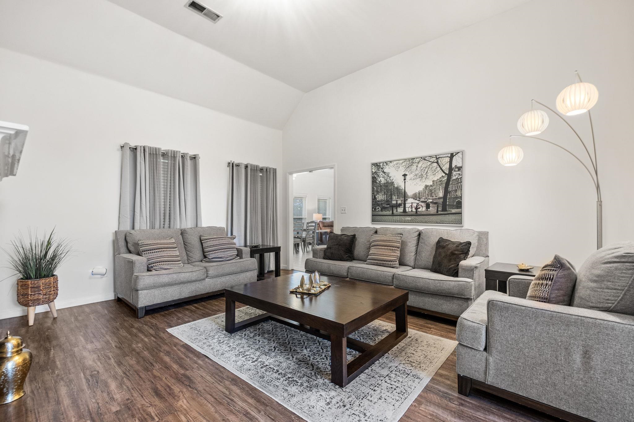 4830 Maggie Oaks Cv Property Photo 9