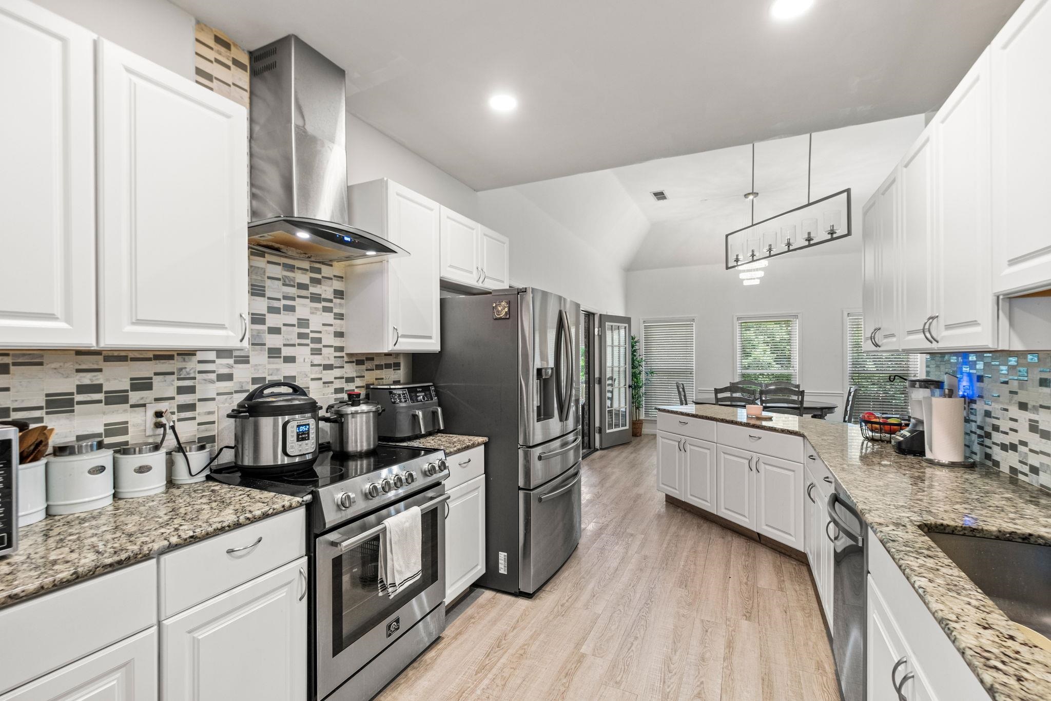 4830 Maggie Oaks Cv Property Photo 10