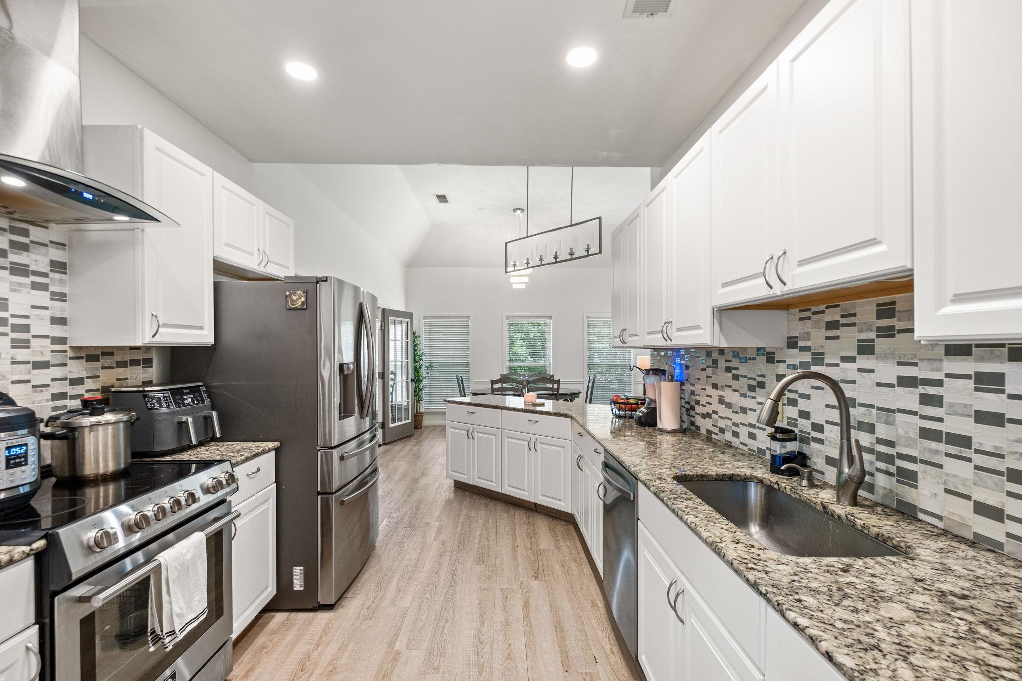 4830 Maggie Oaks Cv Property Photo 12