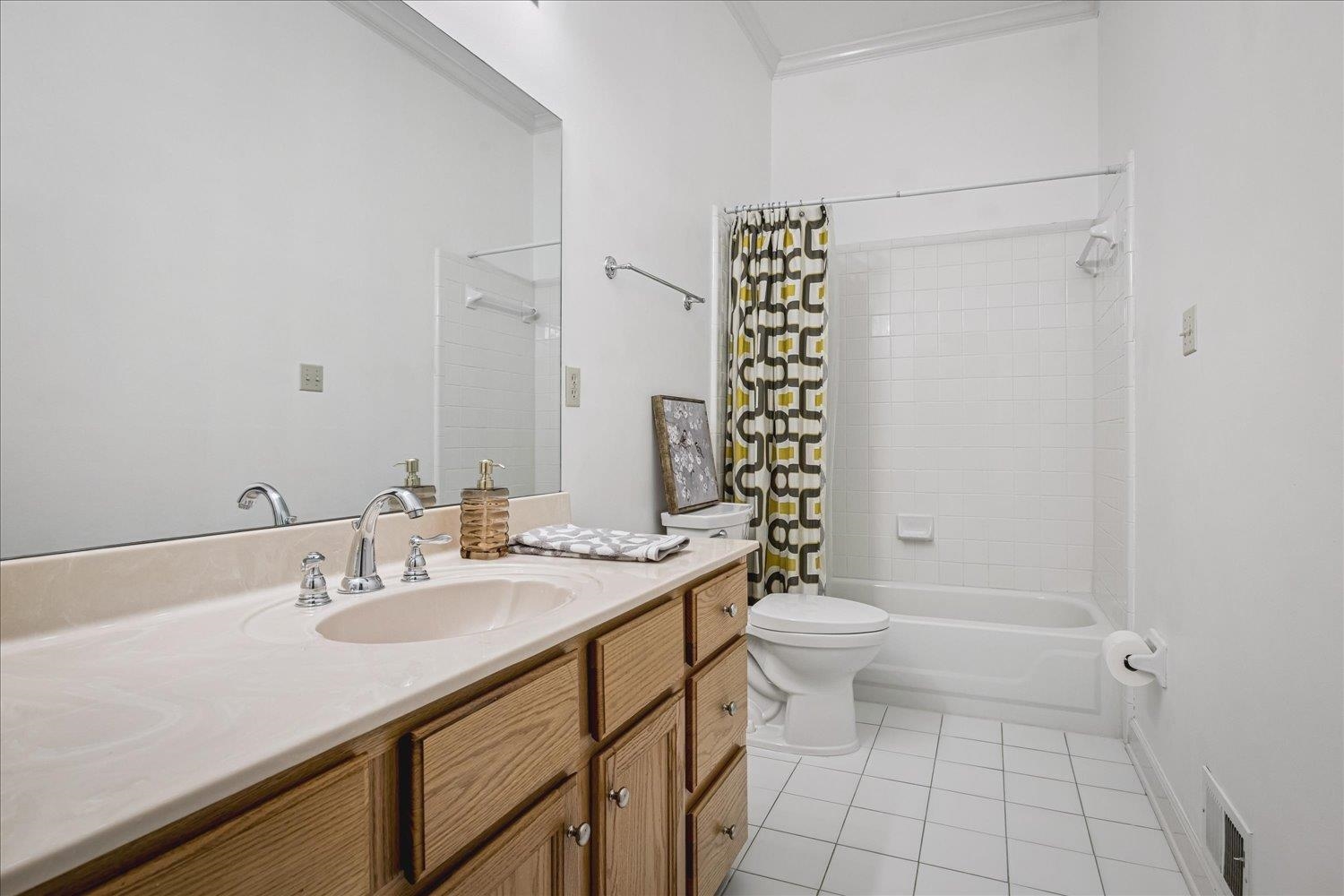 7860 Chapel Ridge Dr Property Photo 26