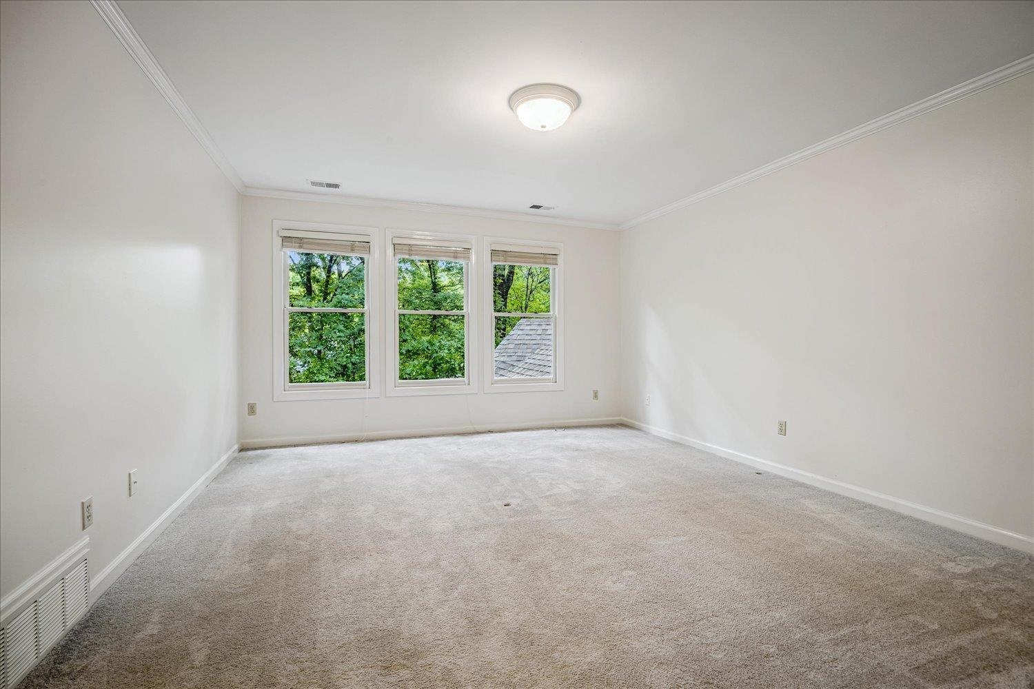 7860 Chapel Ridge Dr Property Photo 27