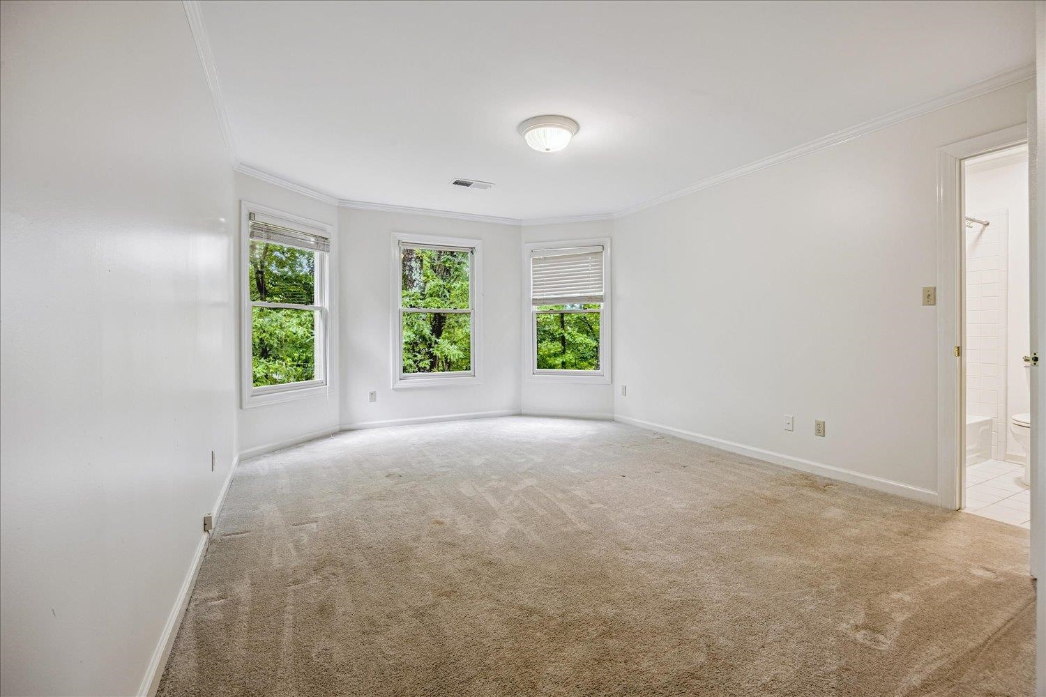 7860 Chapel Ridge Dr Property Photo 31