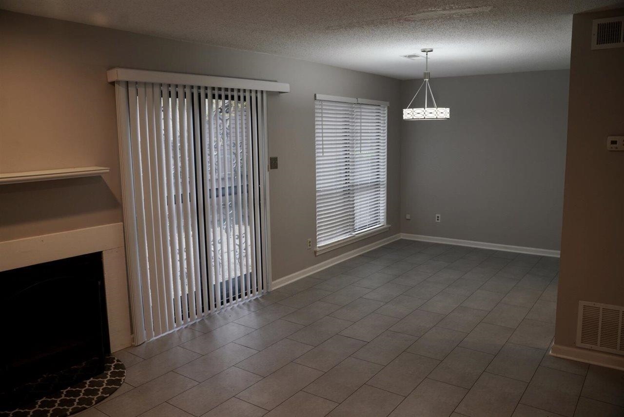 3981 Grahamdale Cir 3981b Property Photo 4