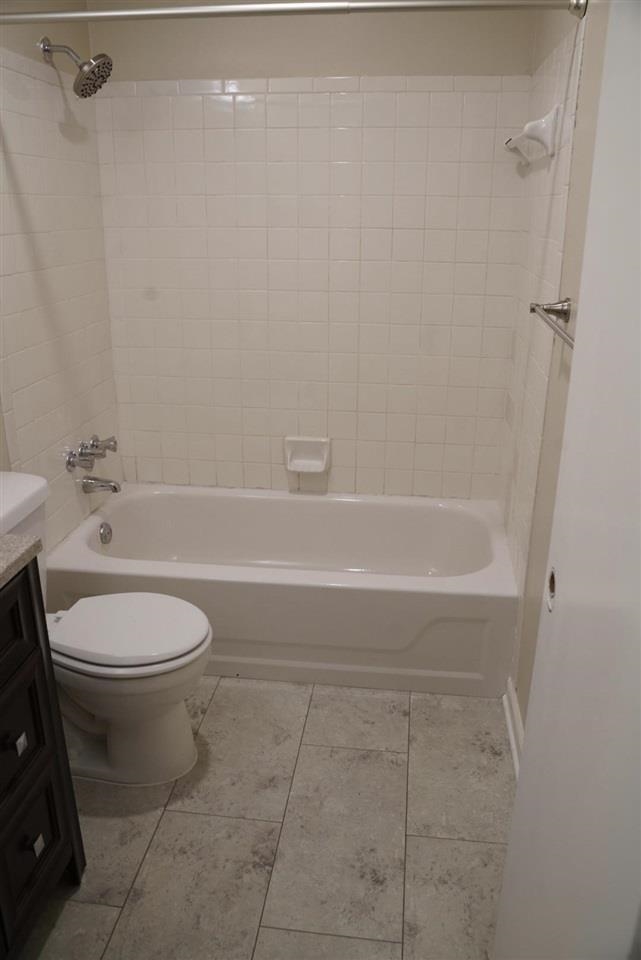 3981 Grahamdale Cir 3981b Property Photo 12