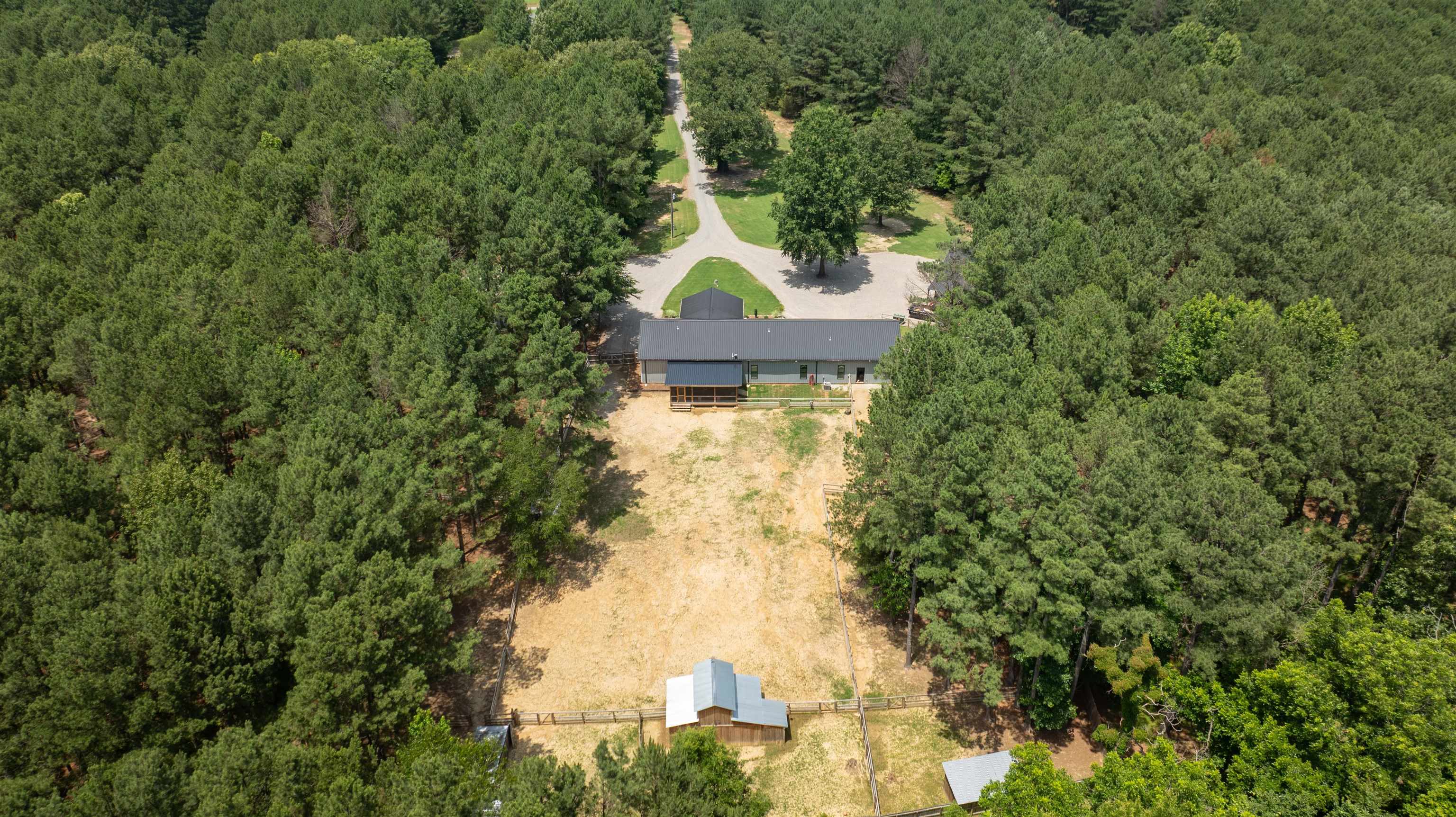 2525 Sinai Dr Property Photo 10