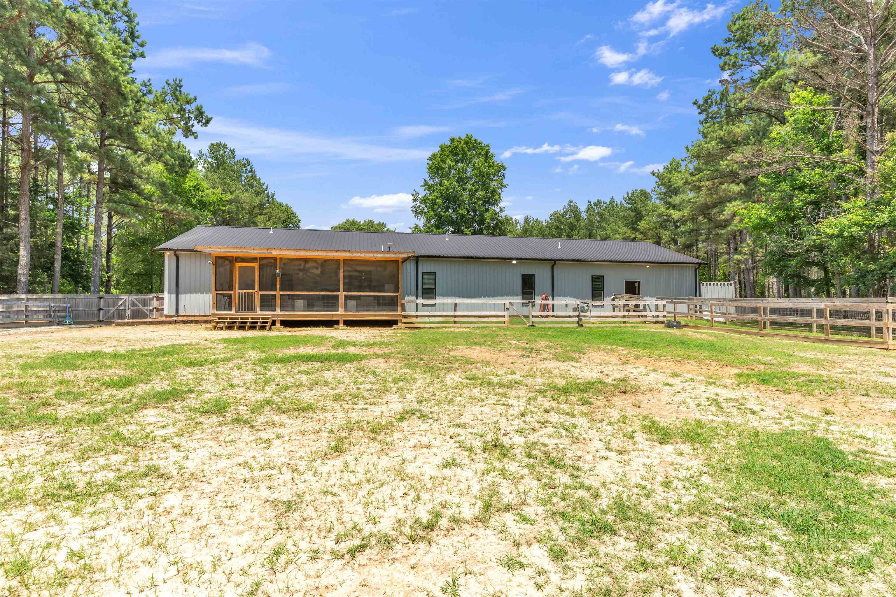 2525 Sinai Dr Property Photo 12
