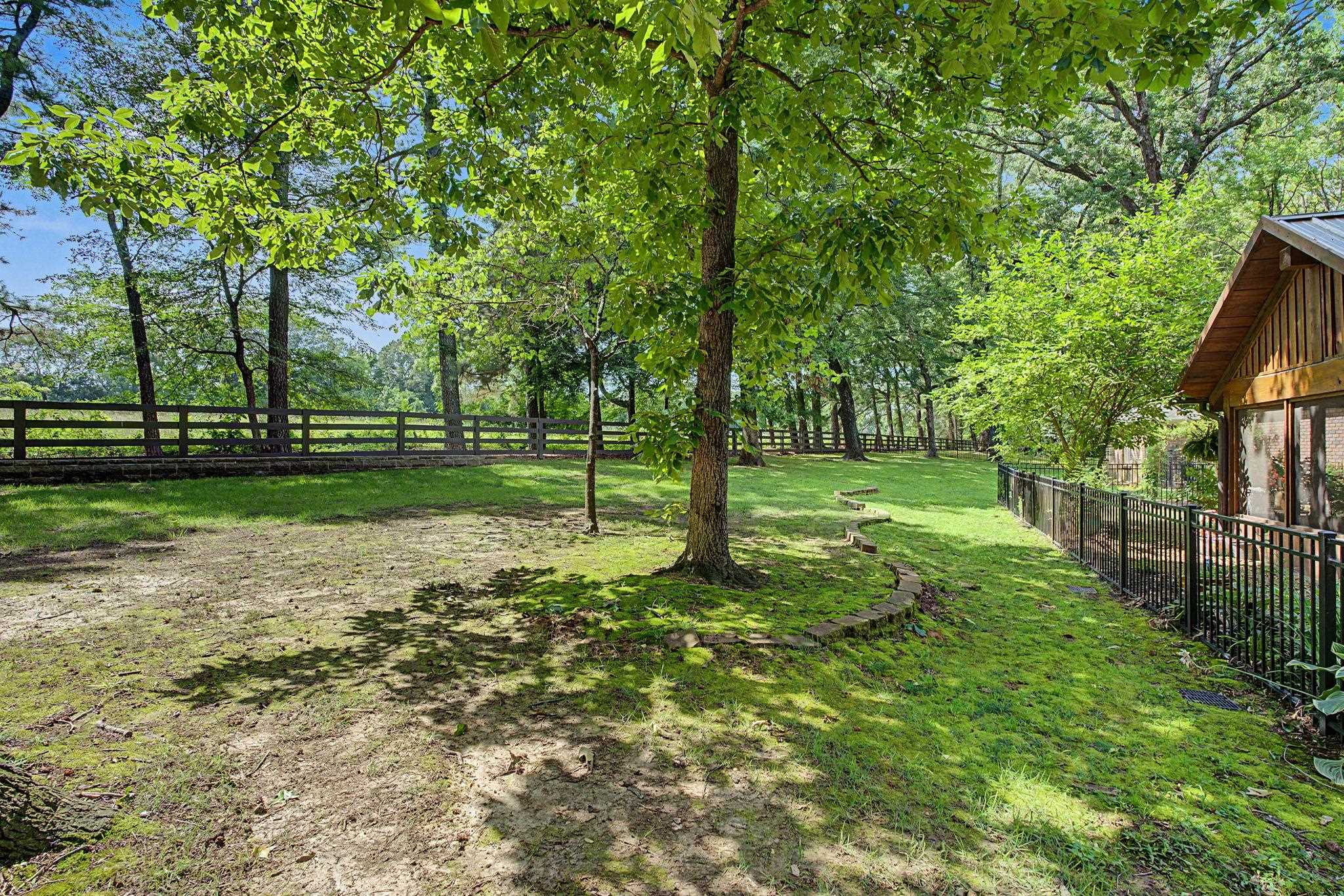 9035 Post Oak Ln Property Photo 34