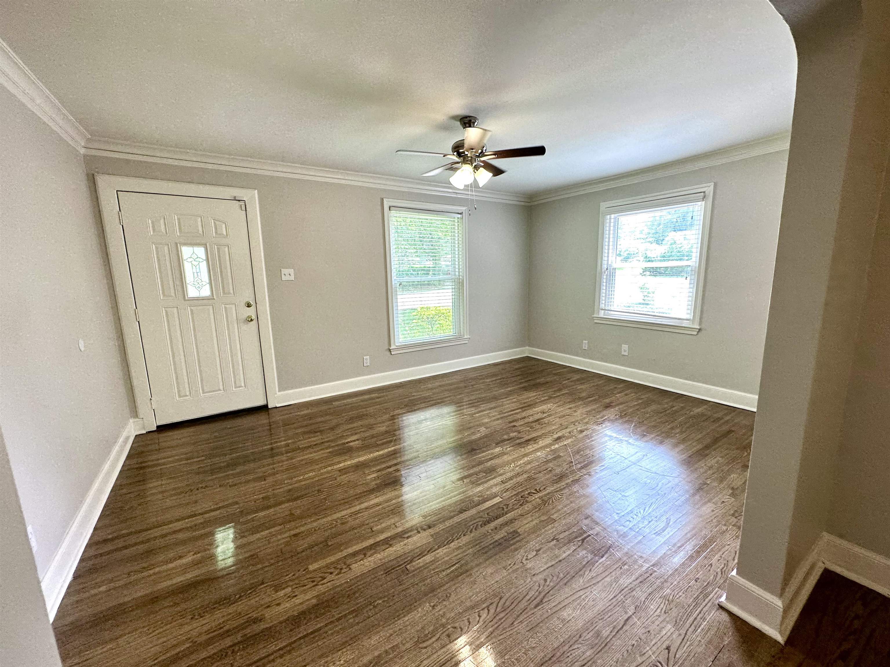 961 Little John Rd Property Photo 3
