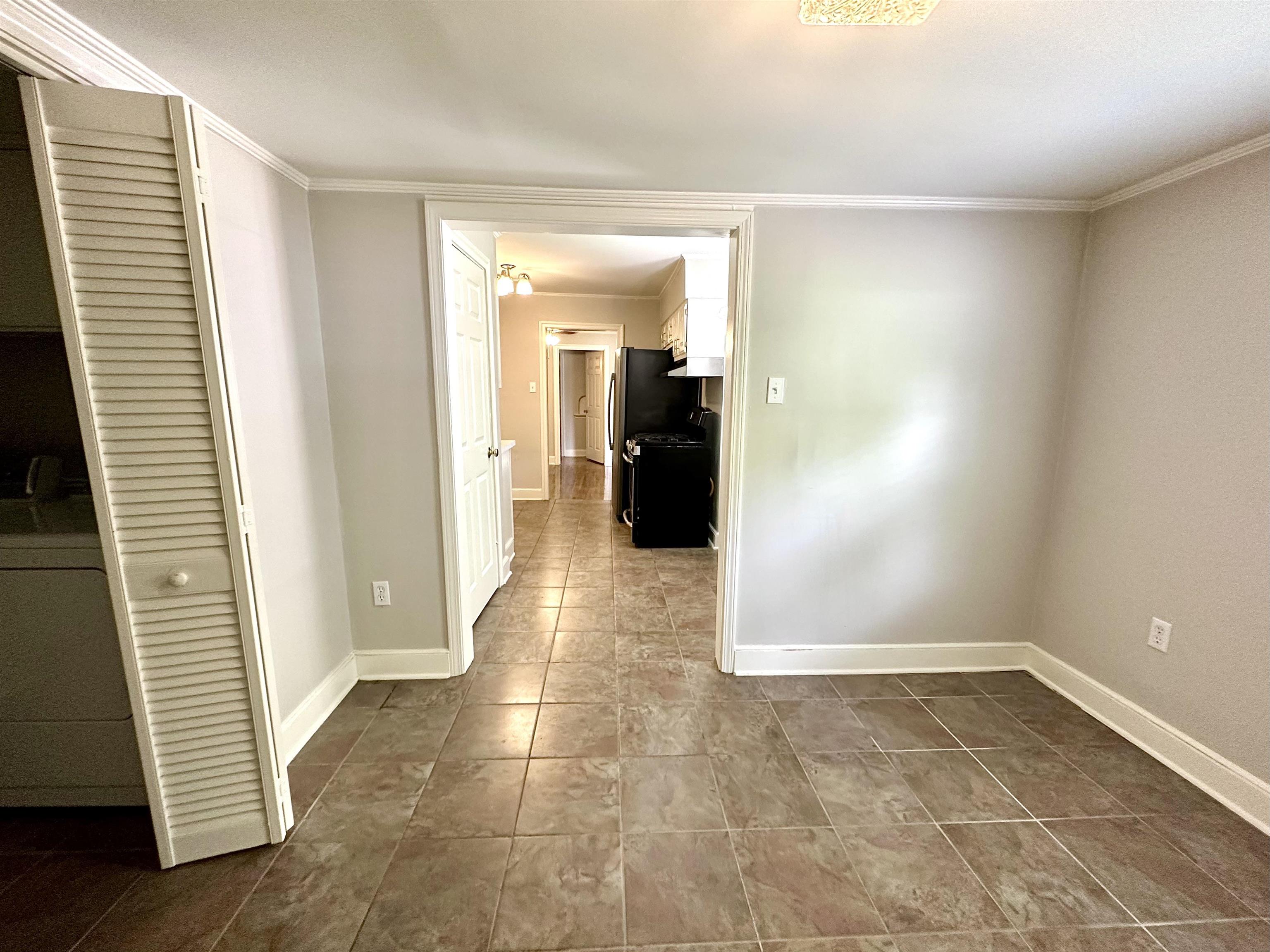 961 Little John Rd Property Photo 12