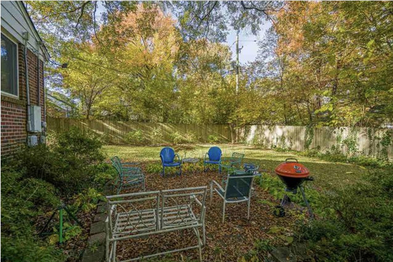 961 Little John Rd Property Photo 22