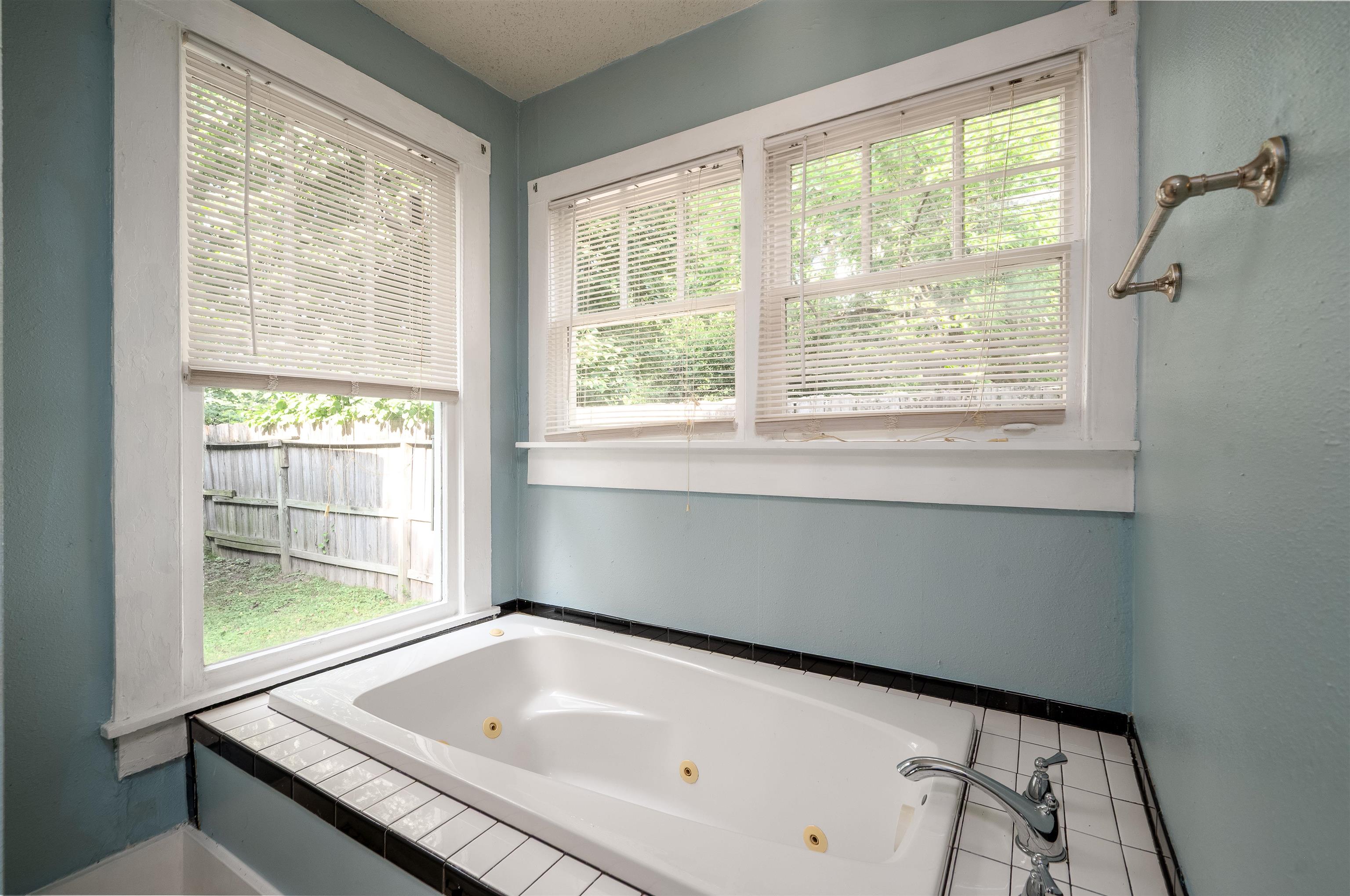 1720 Crump Ave Property Photo 11