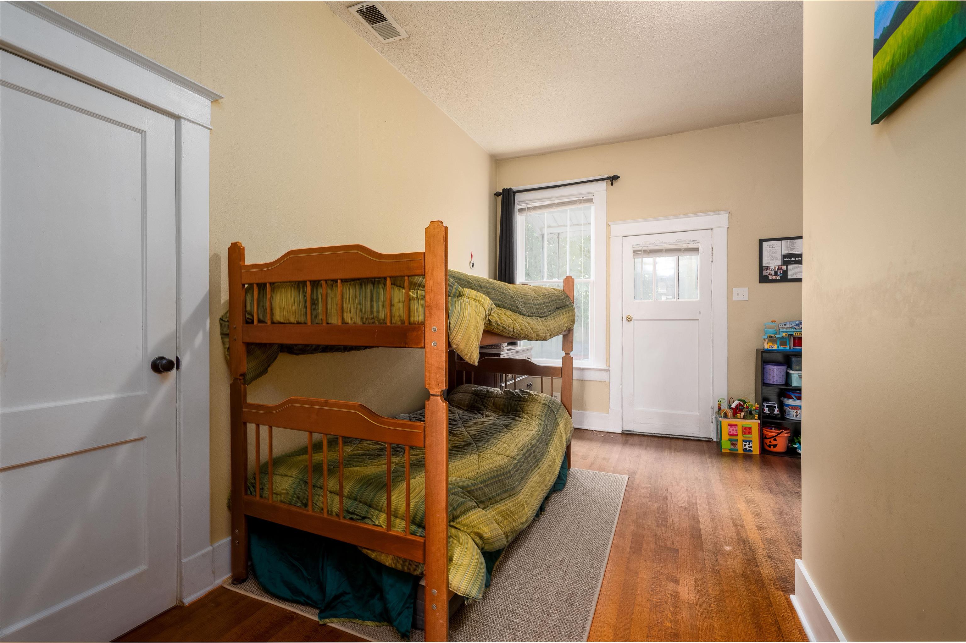 1720 Crump Ave Property Photo 14