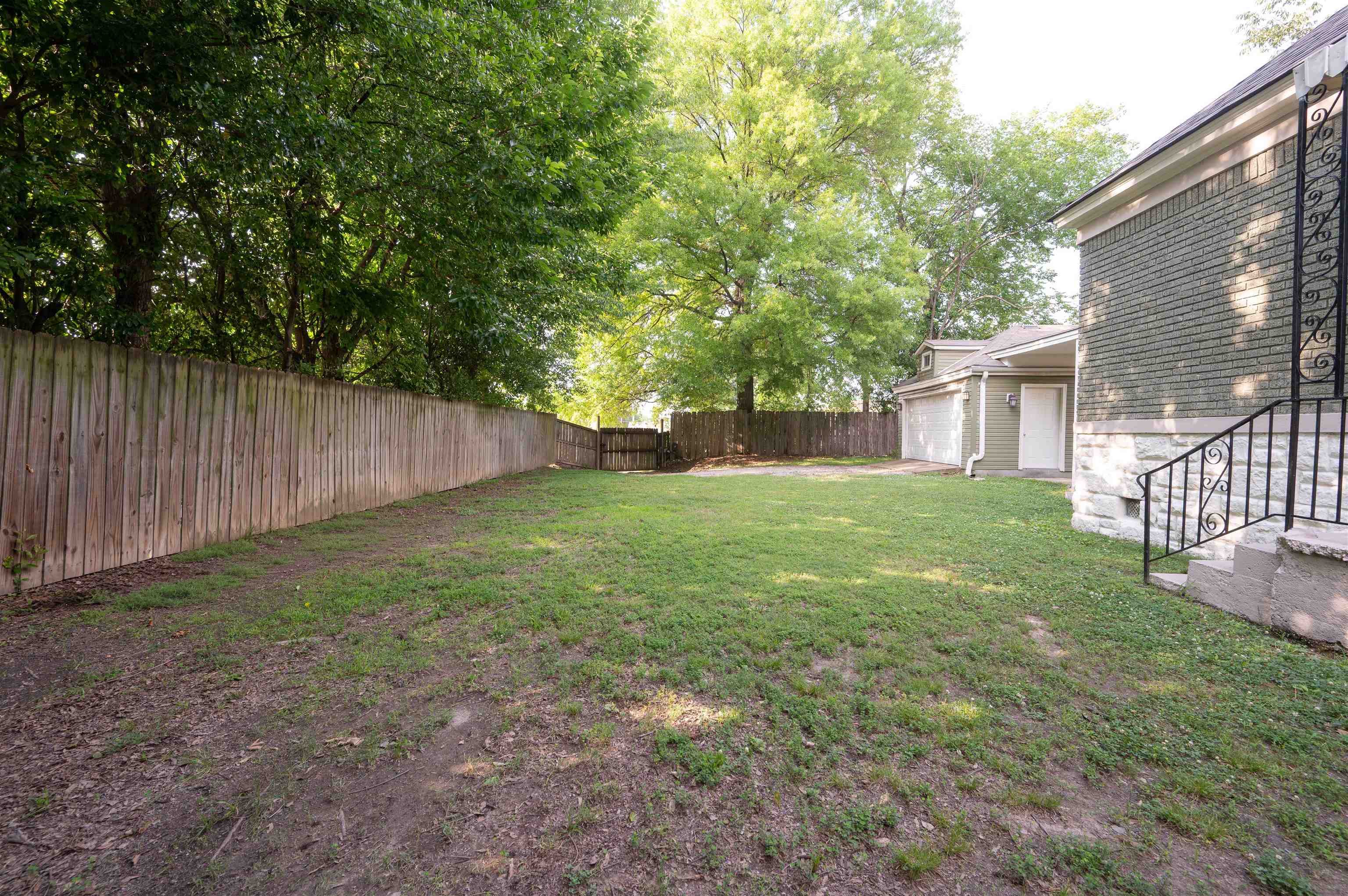 1720 Crump Ave Property Photo 22