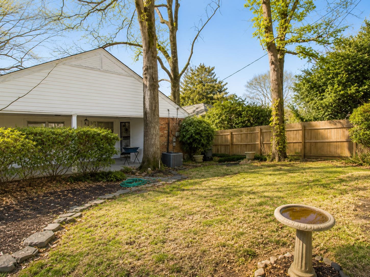 4980 Dee Rd Property Photo 4