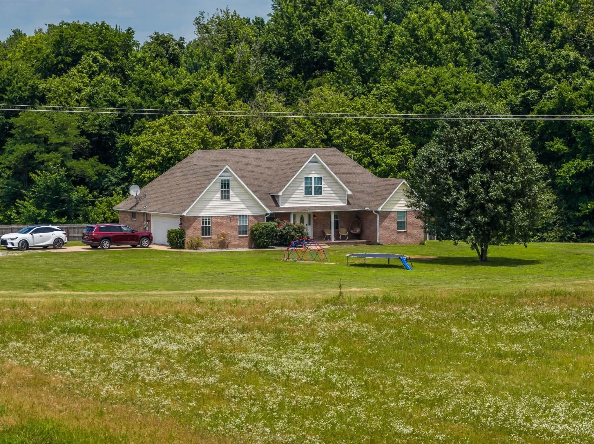 4776 Campground Rd Property Photo 1