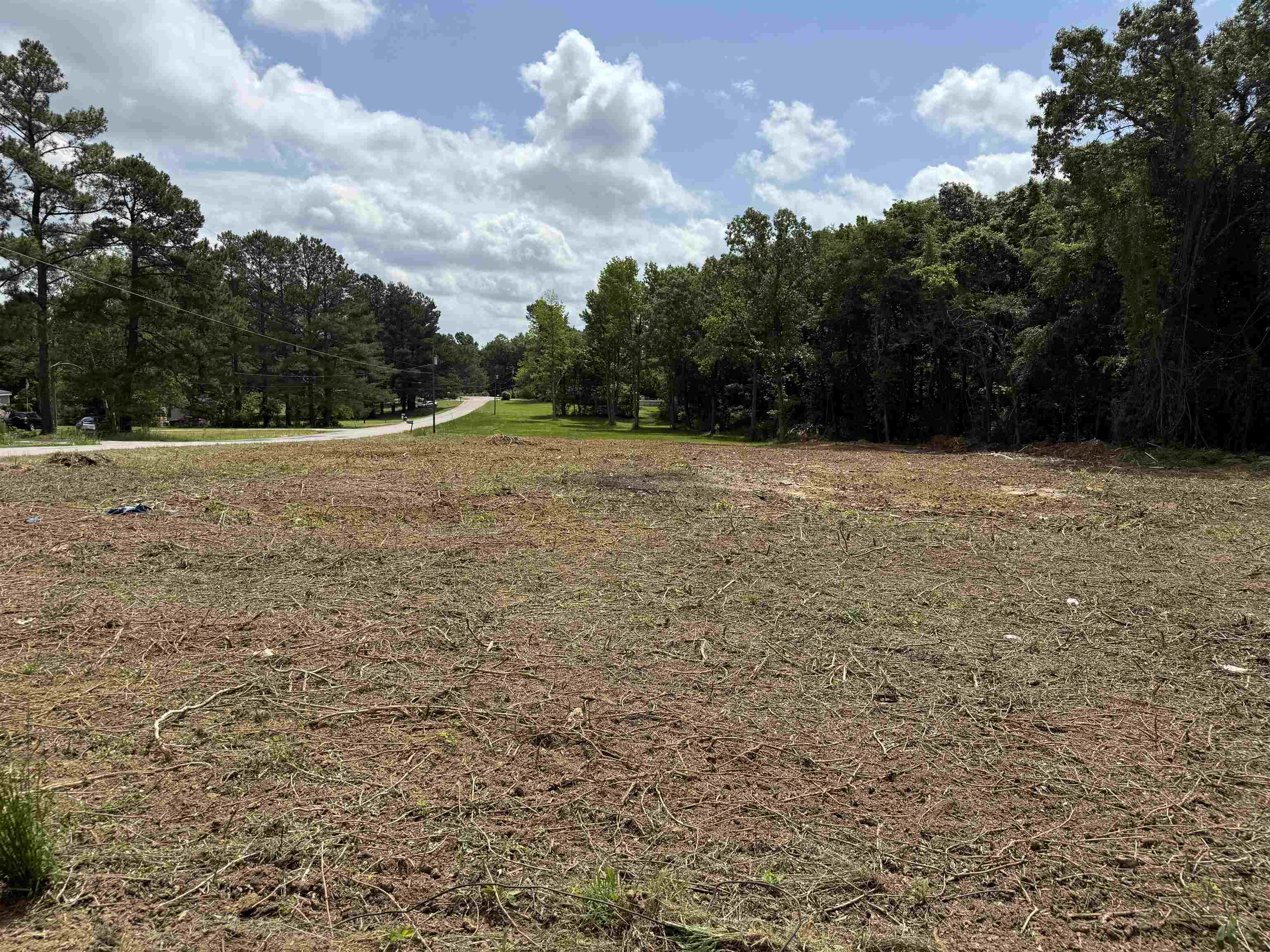 240 Demeka Rd Property Photo 2