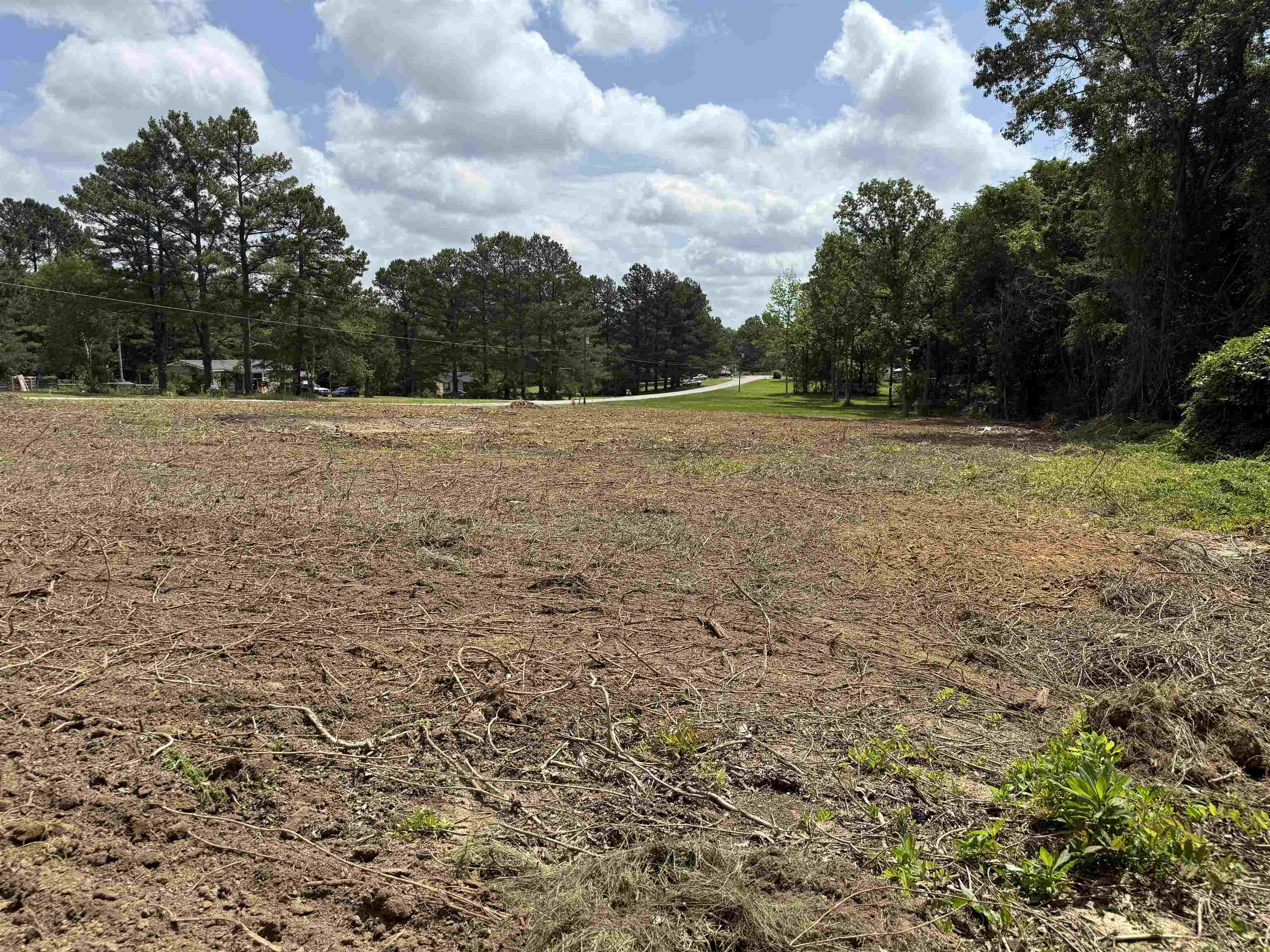 240 Demeka Rd Property Photo 3