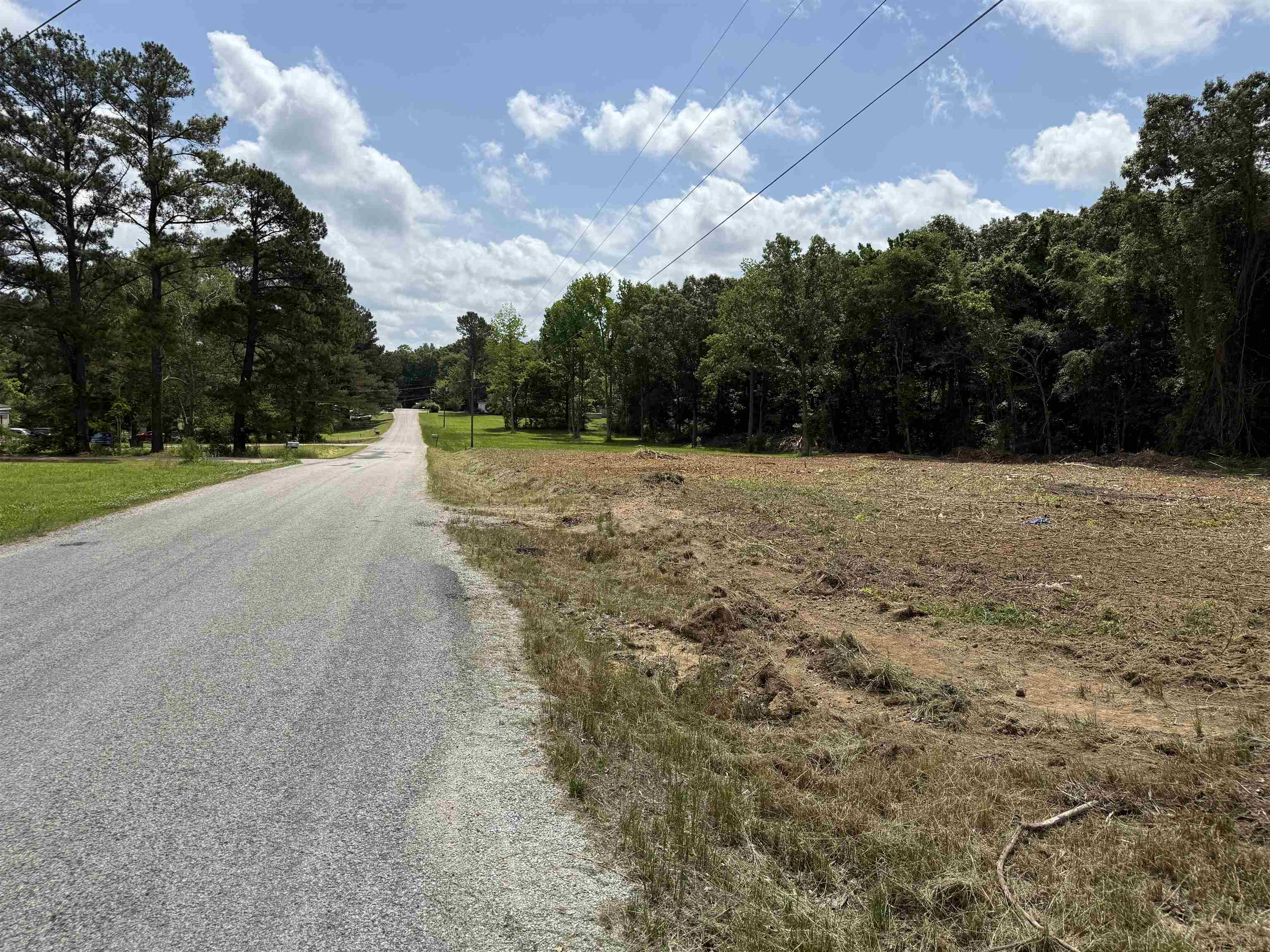 240 Demeka Rd Property Photo 4