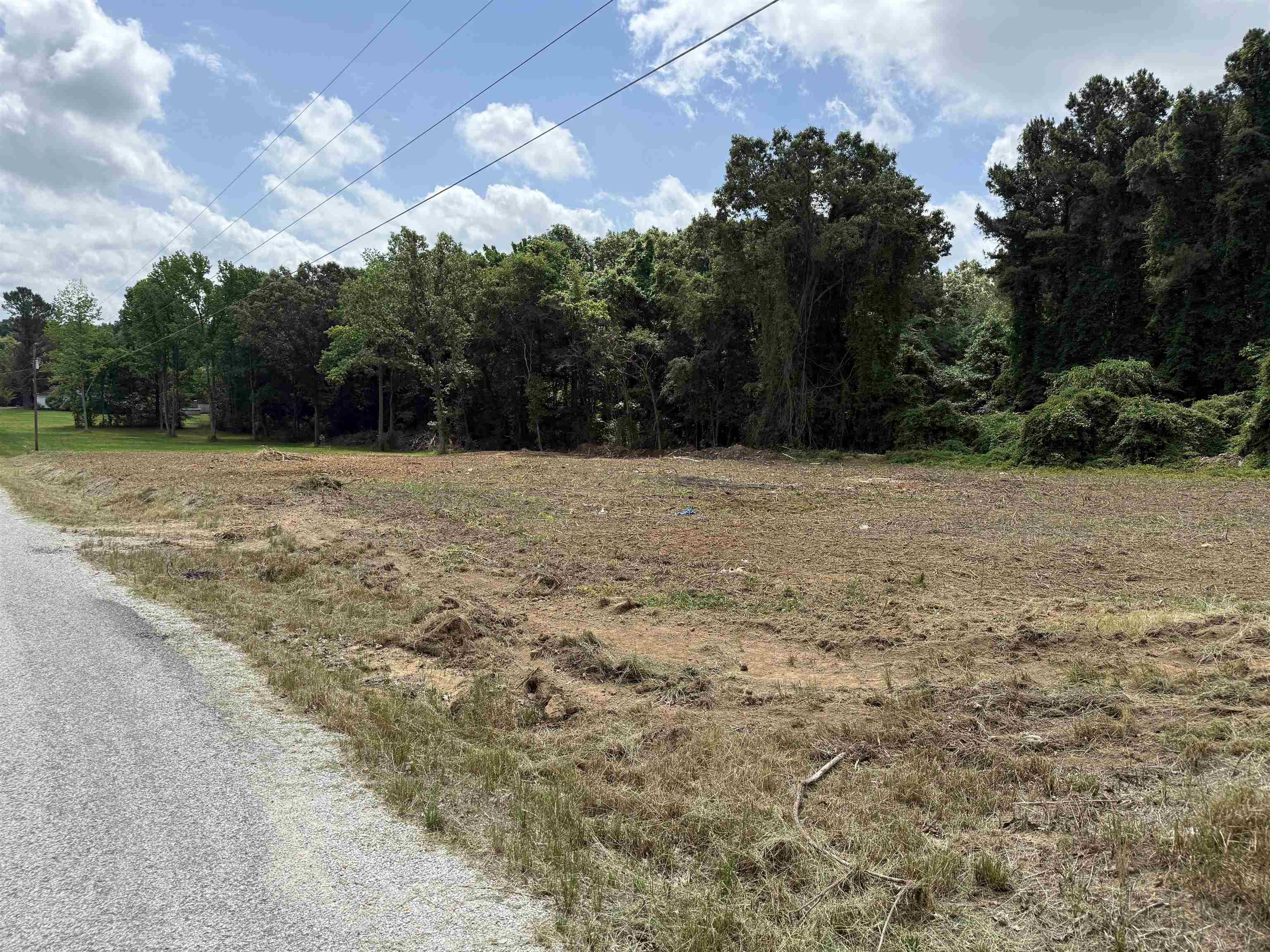 240 Demeka Rd Property Photo 5
