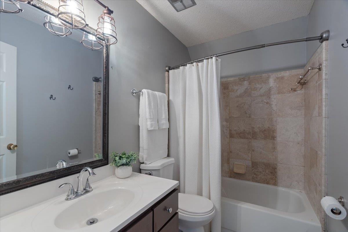 3775 Stonehill Dr Property Photo 18
