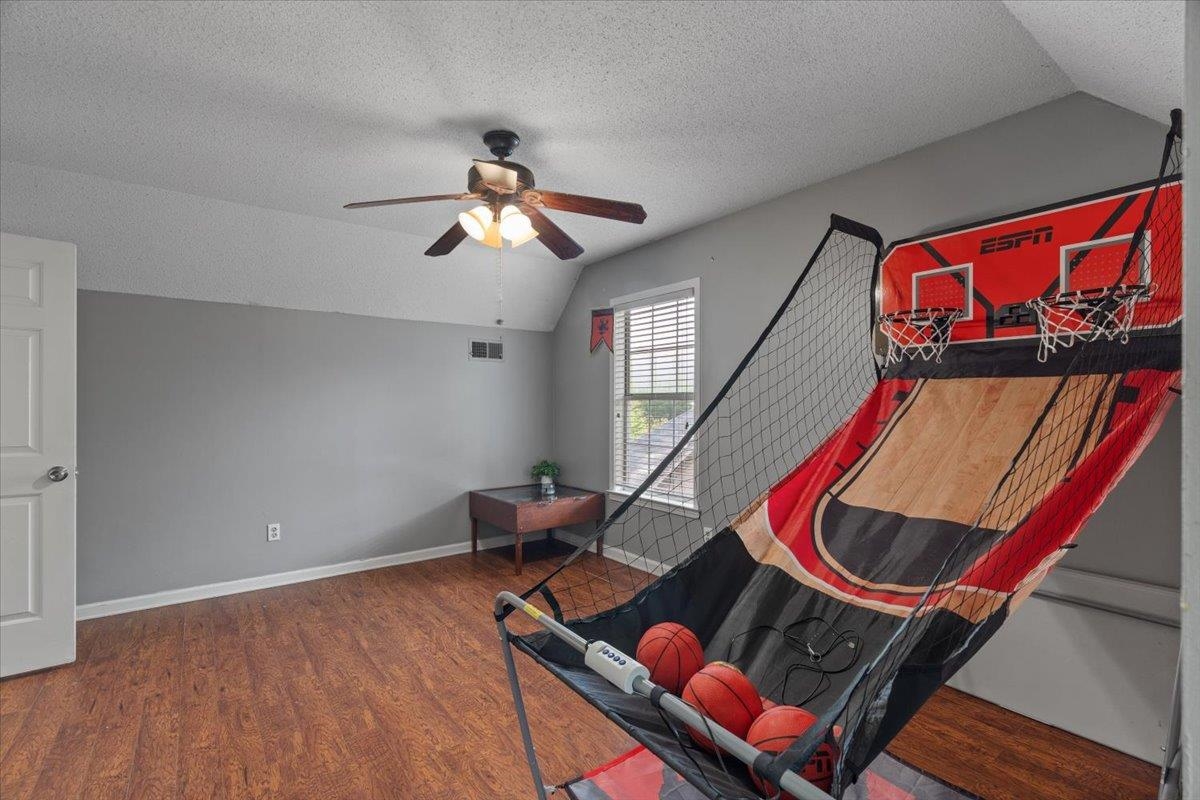 3775 Stonehill Dr Property Photo 20