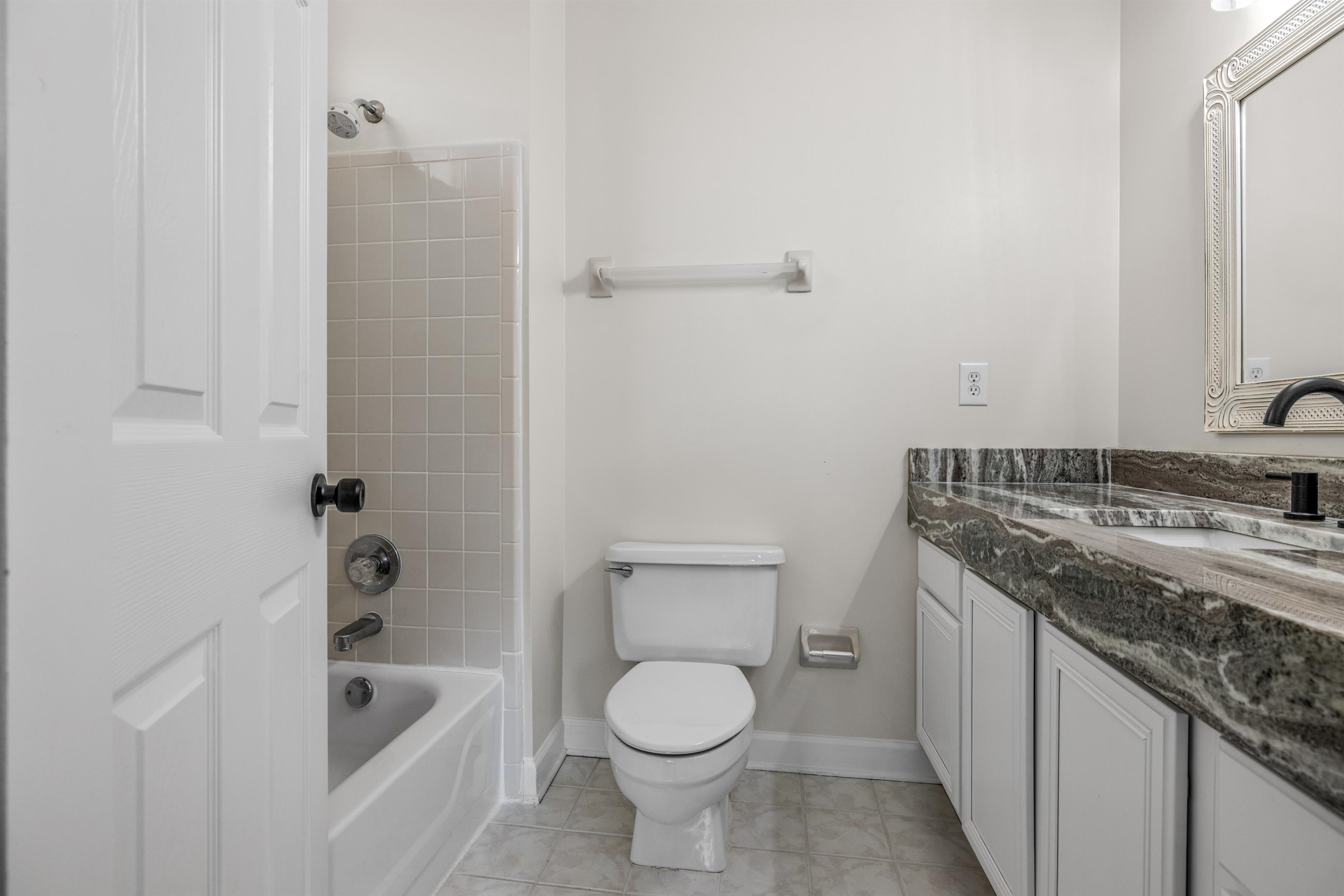 921 Harbor View Dr S Property Photo 8