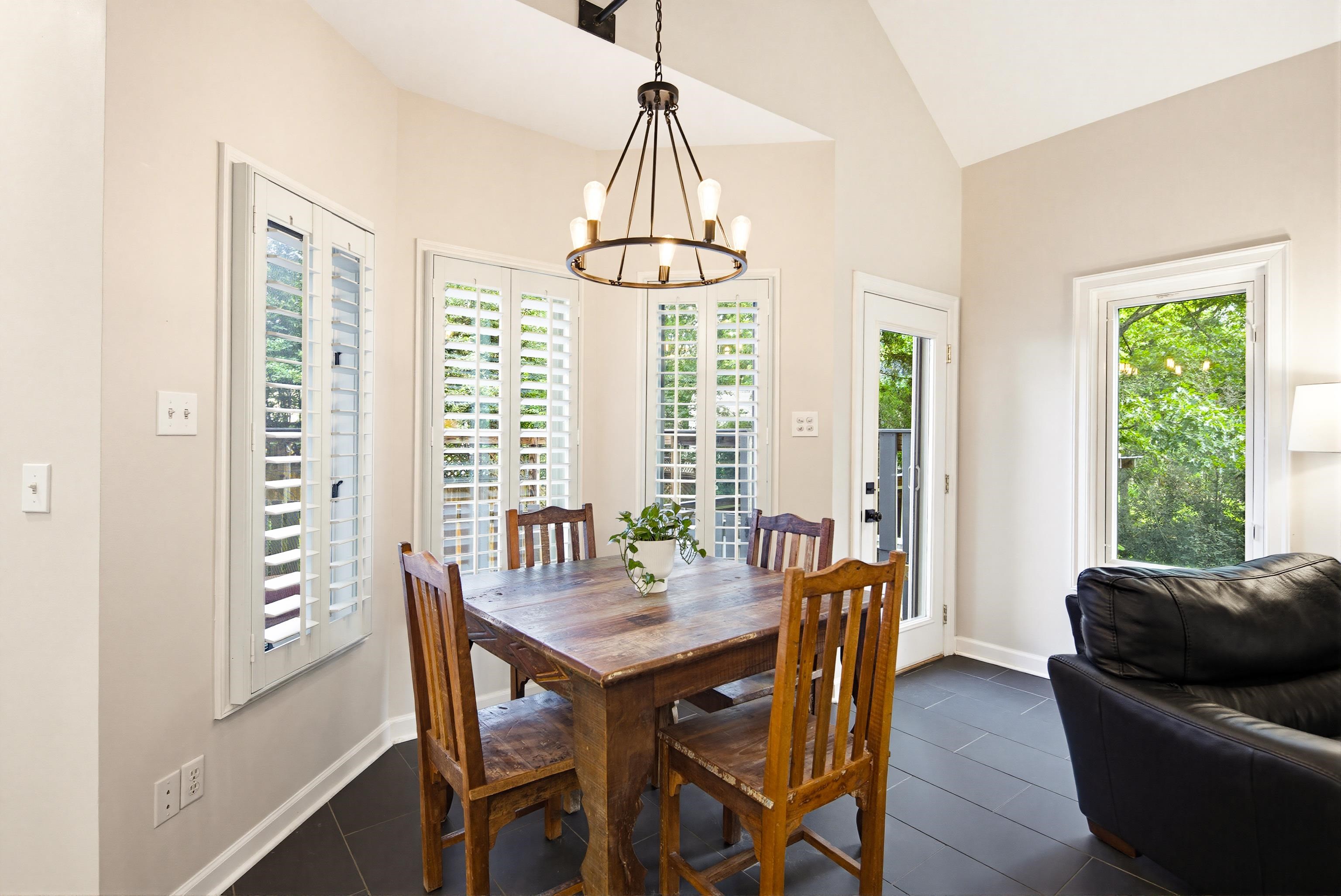 8986 Cairn Ridge Dr Property Photo 11