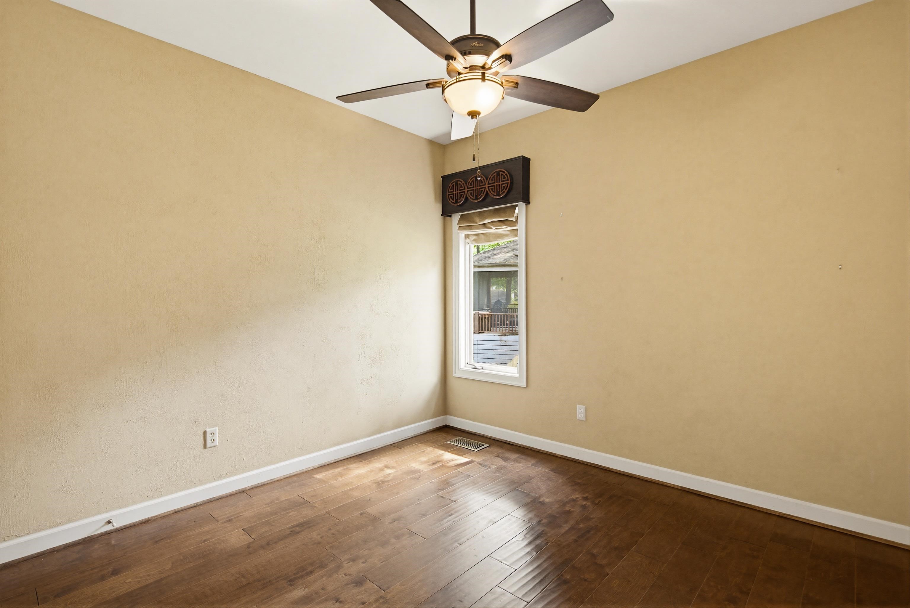 8986 Cairn Ridge Dr Property Photo 20