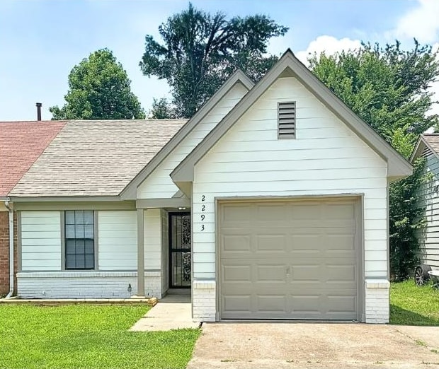 2293 Hometown Dr Property Photo 1