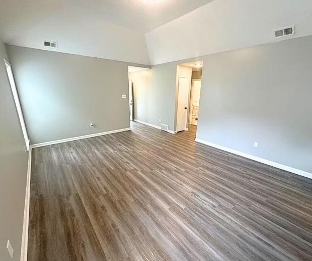 2293 Hometown Dr Property Photo 16