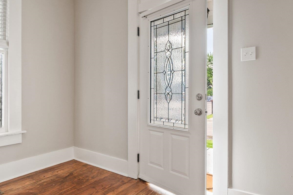 1039 Fleece Pl Property Photo 6