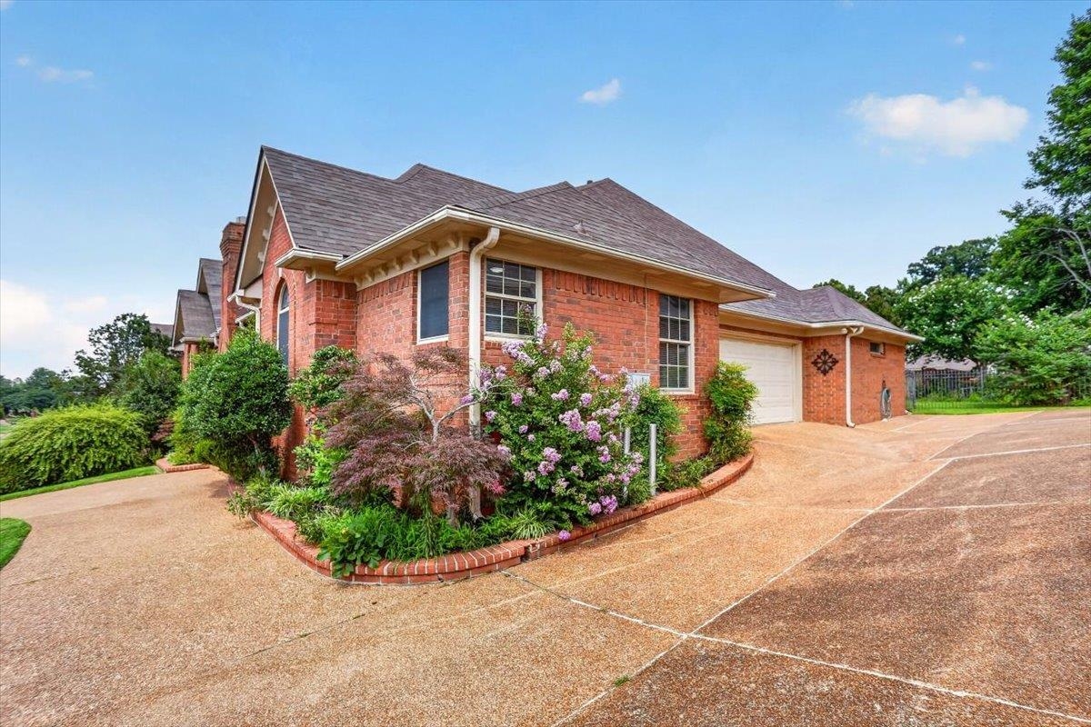 1846 E Pheasant Acres Ln Property Photo 13