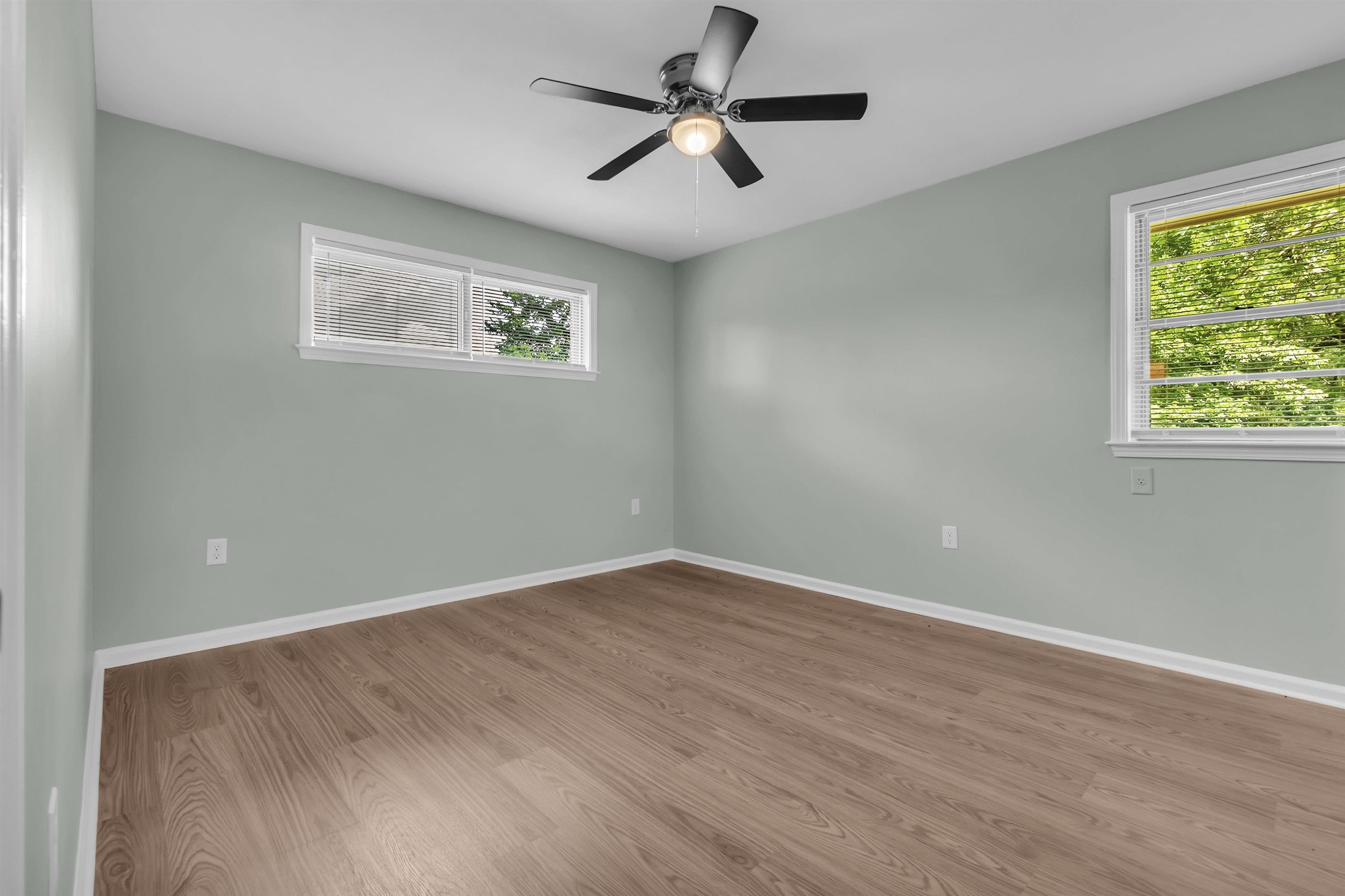 2367 Kingsley Ave Property Photo 24