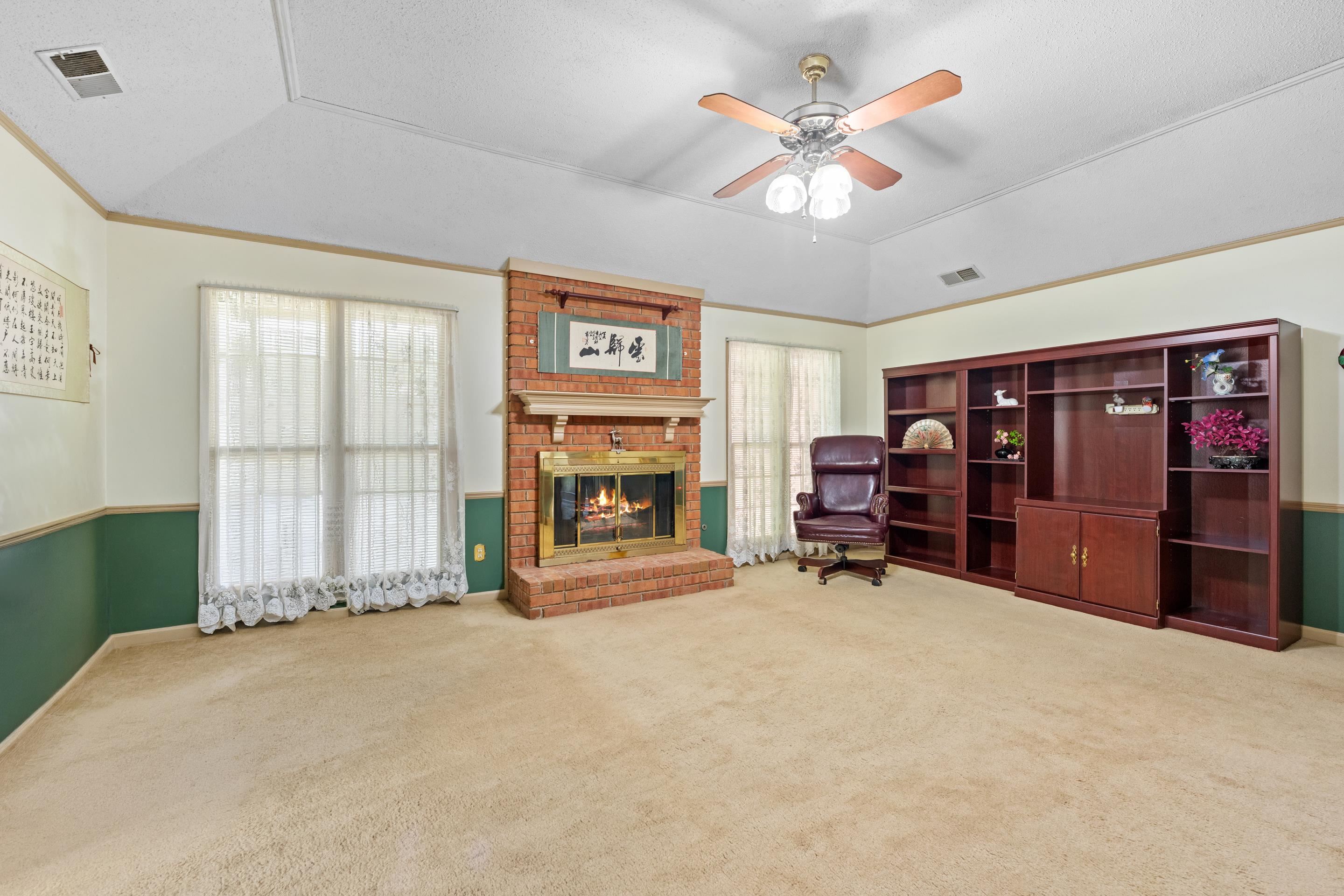 7027 Boxborough Cv Property Photo 5
