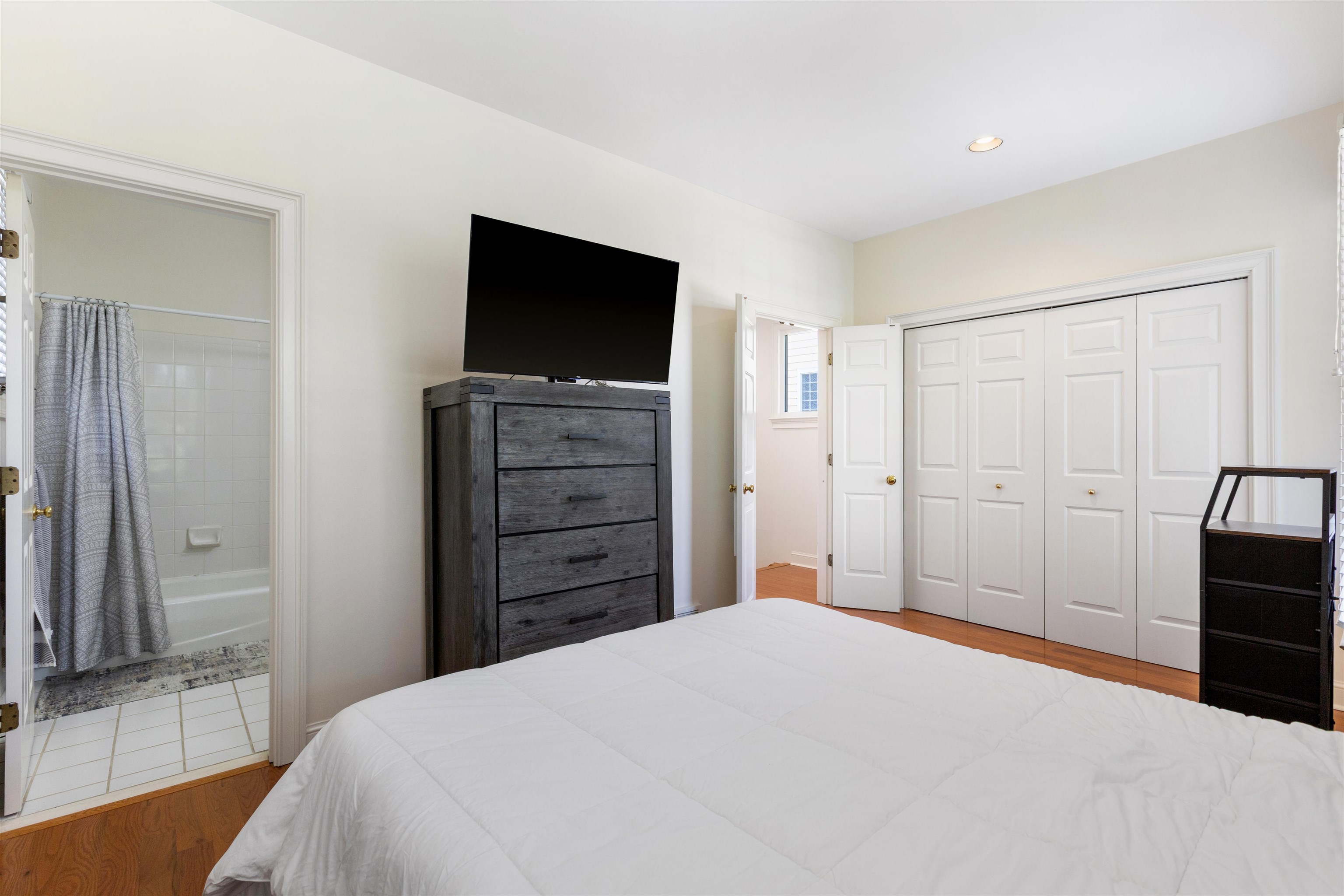 844 Harbor Isle Cir E Property Photo 17