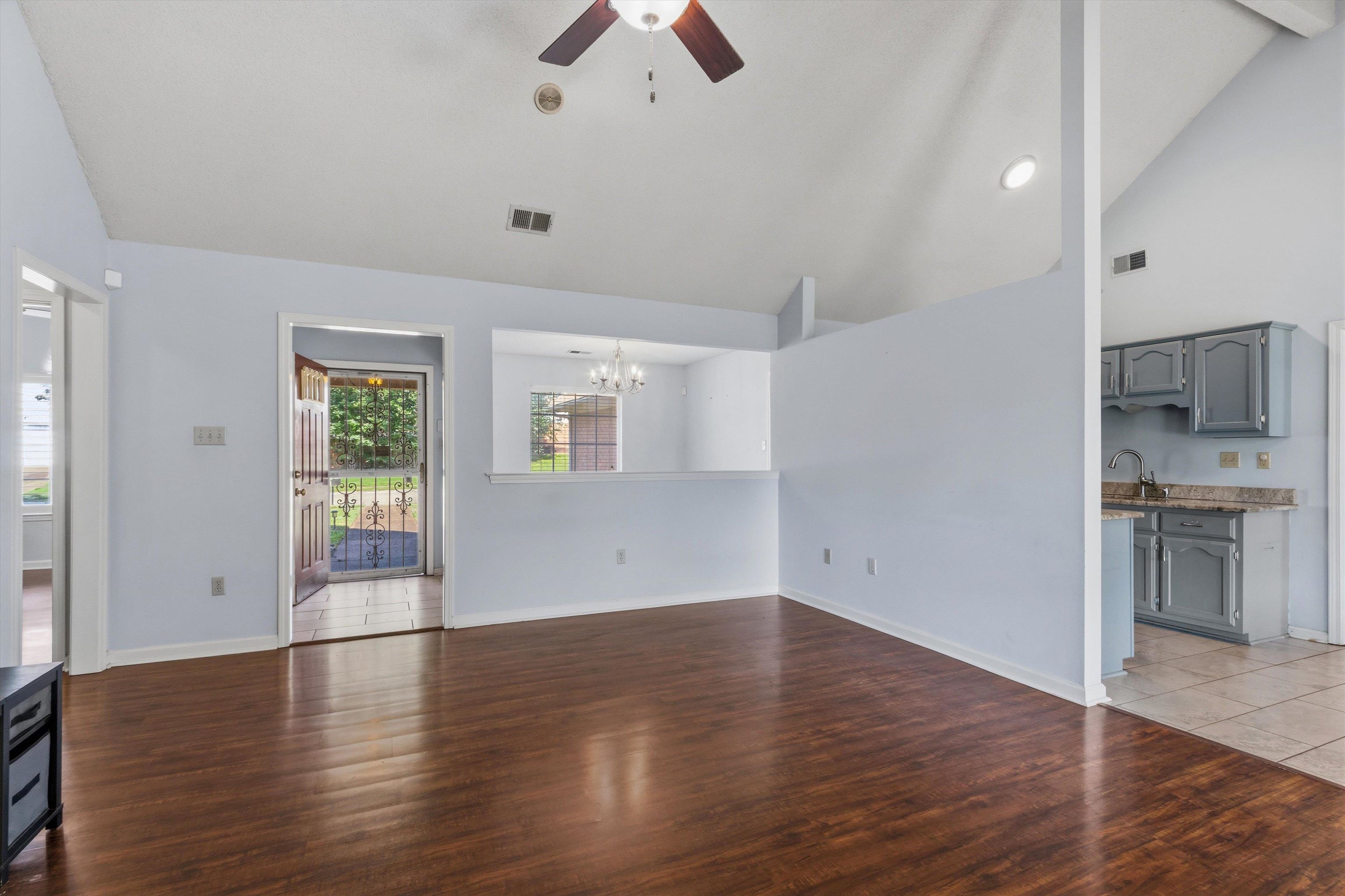 5364 Meadow Cross Dr Property Photo 1