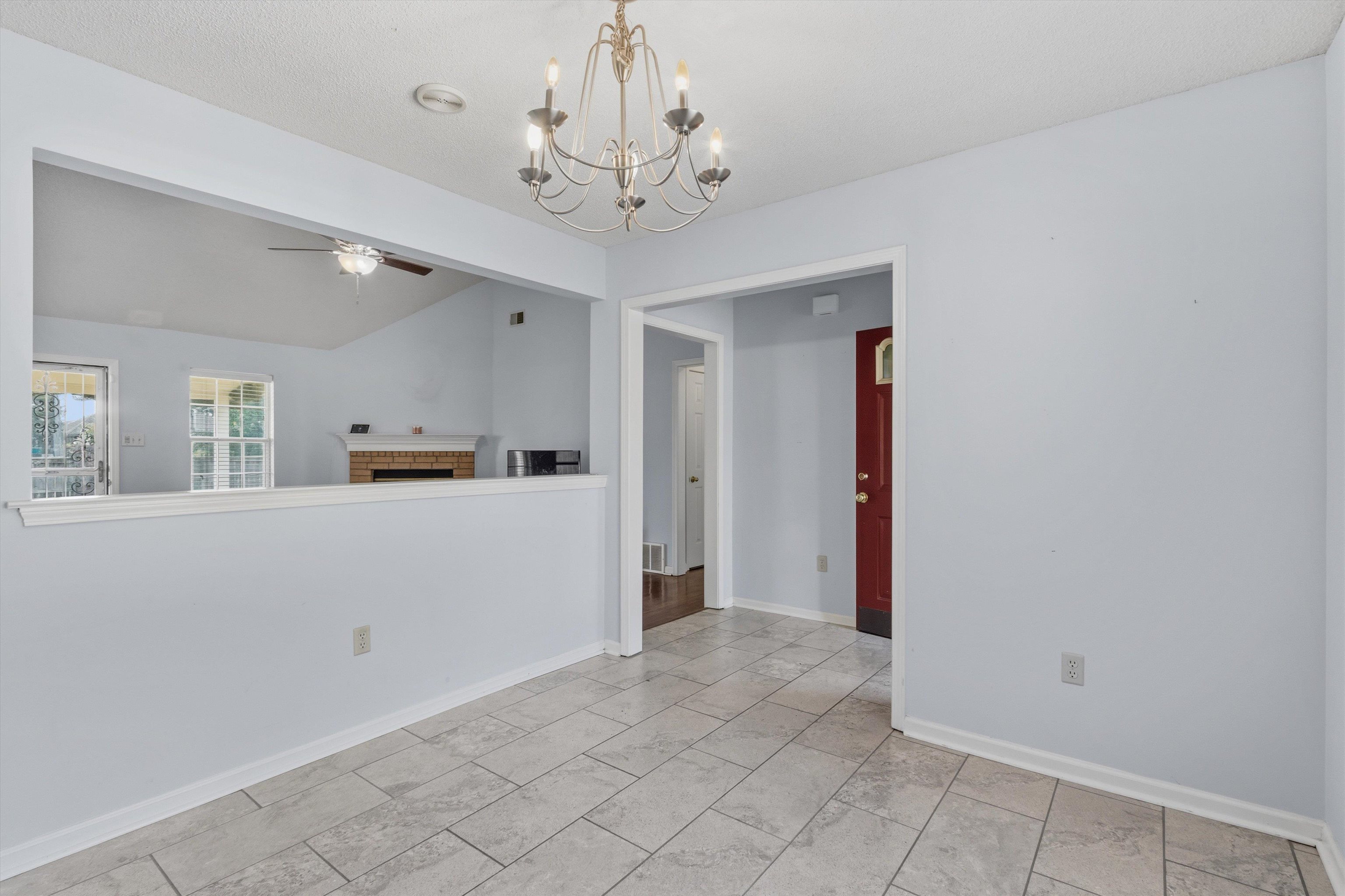 5364 Meadow Cross Dr Property Photo 5