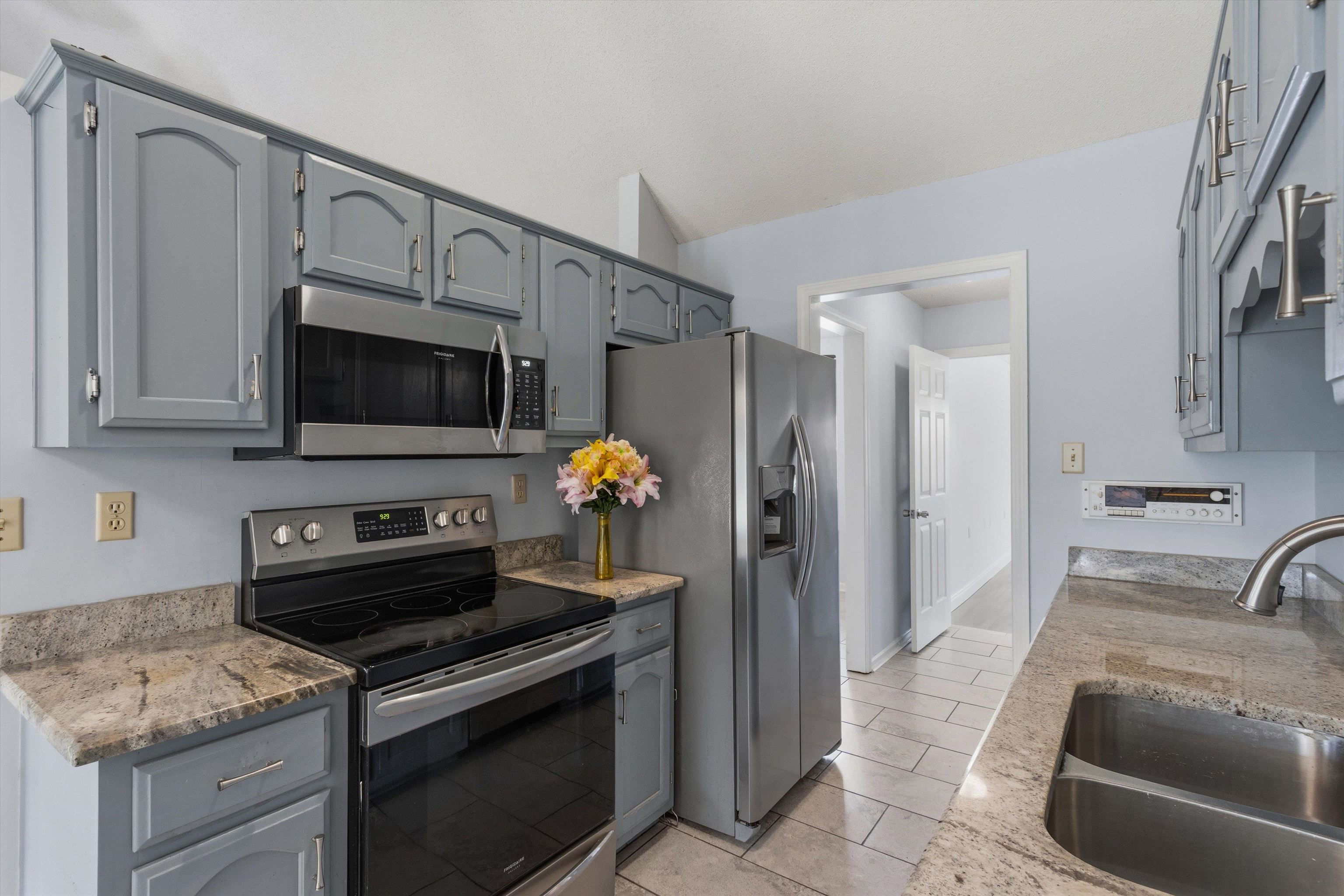 5364 Meadow Cross Dr Property Photo 9