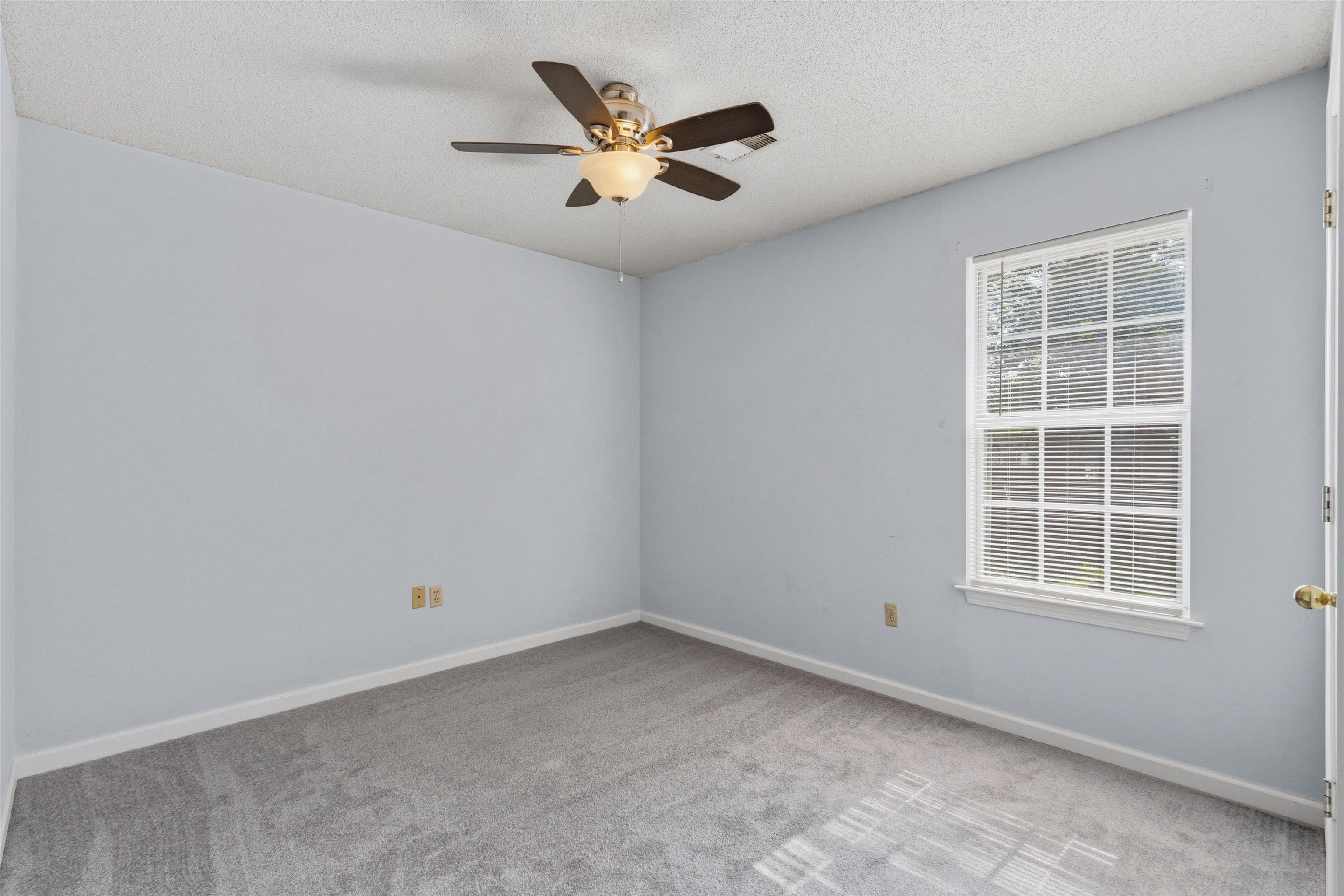 5364 Meadow Cross Dr Property Photo 18