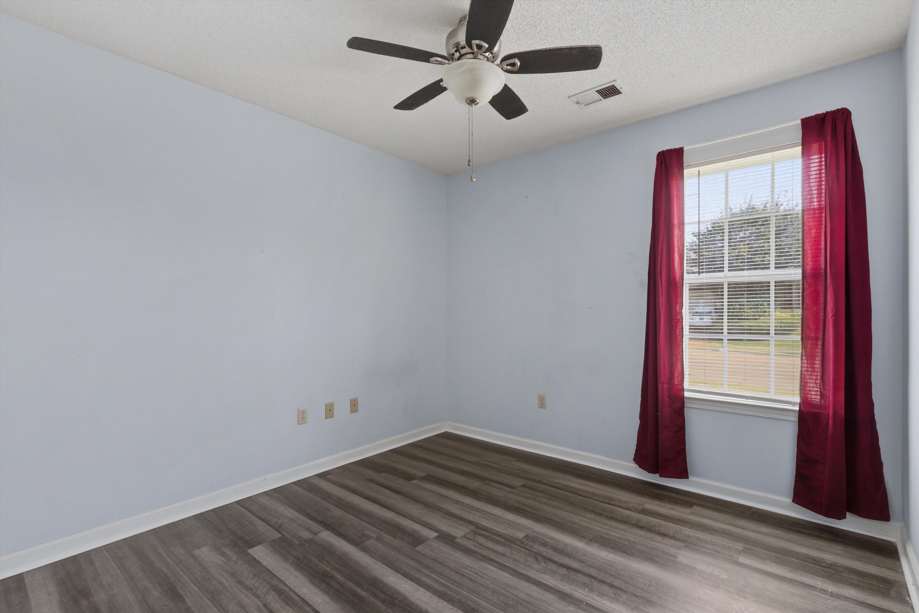 5364 Meadow Cross Dr Property Photo 20