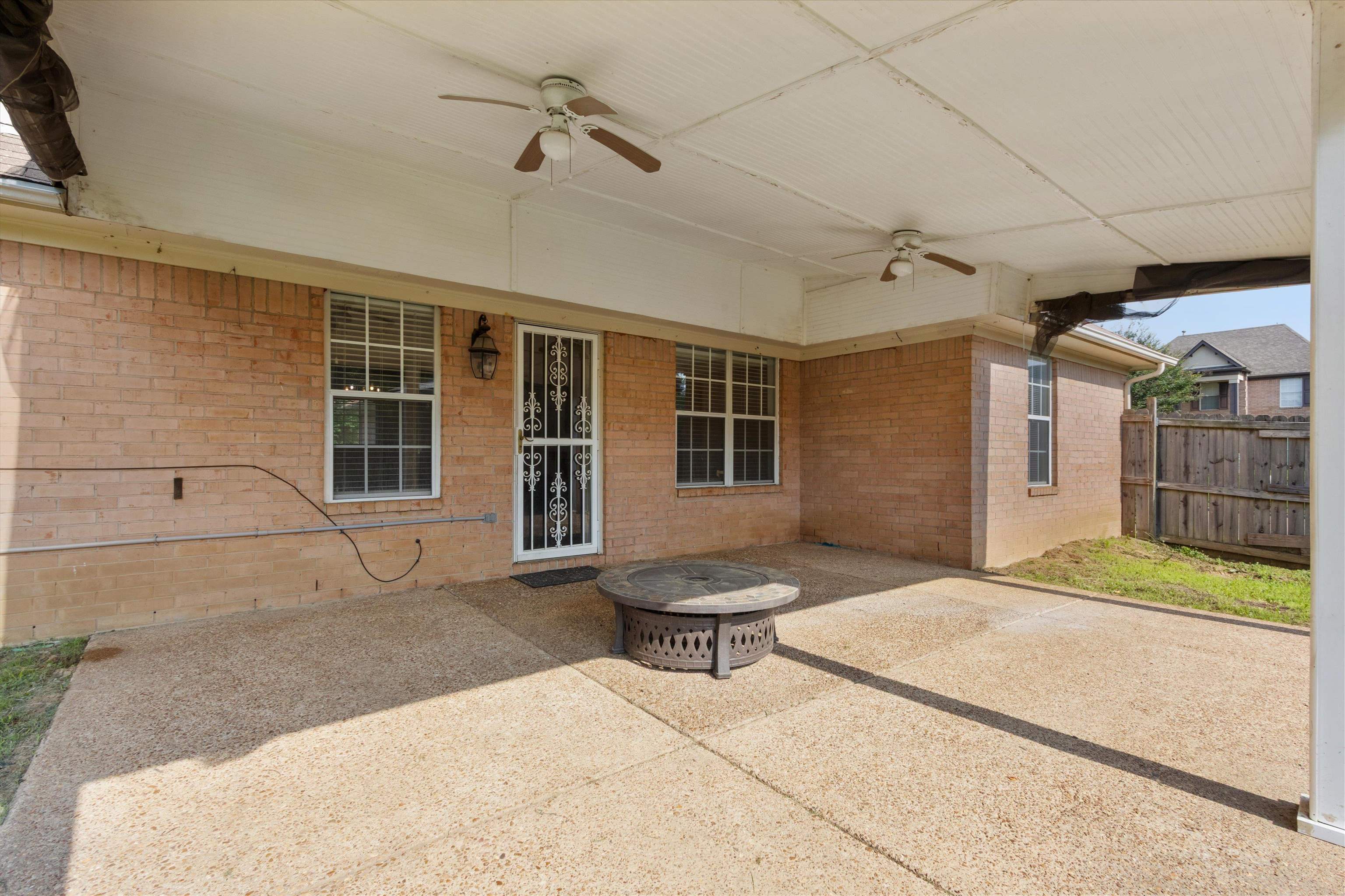 5364 Meadow Cross Dr Property Photo 22
