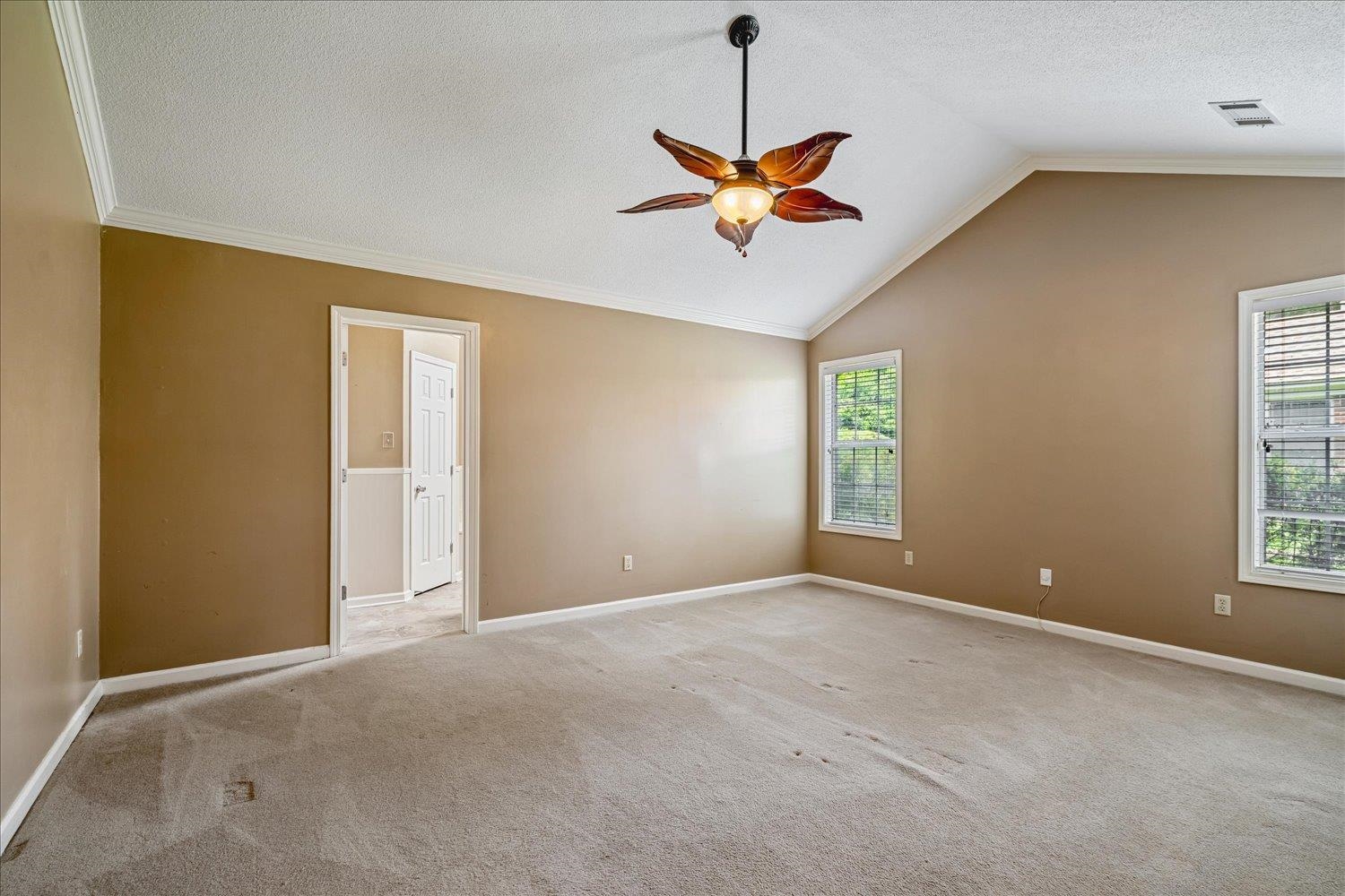 895 Cully Rd Property Photo 16